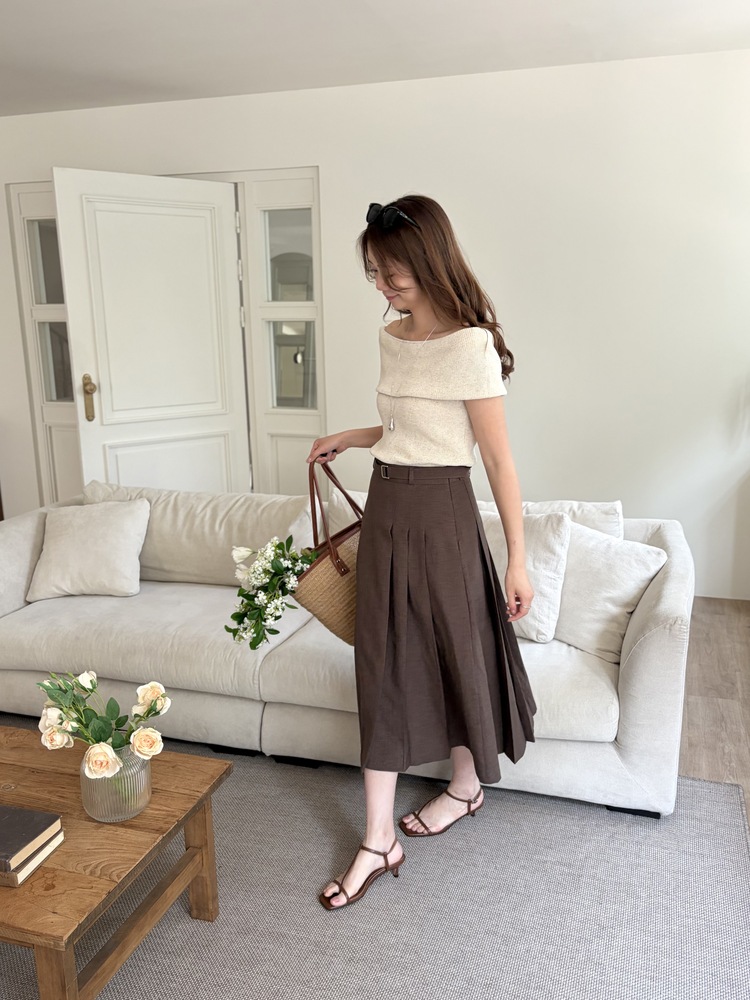 Linen Off Shoulder Top (Oat)