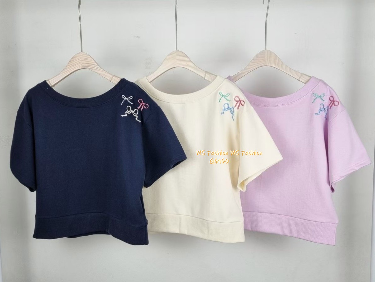 G6160 韓國🇰🇷彩色刺繡蝴蝶top