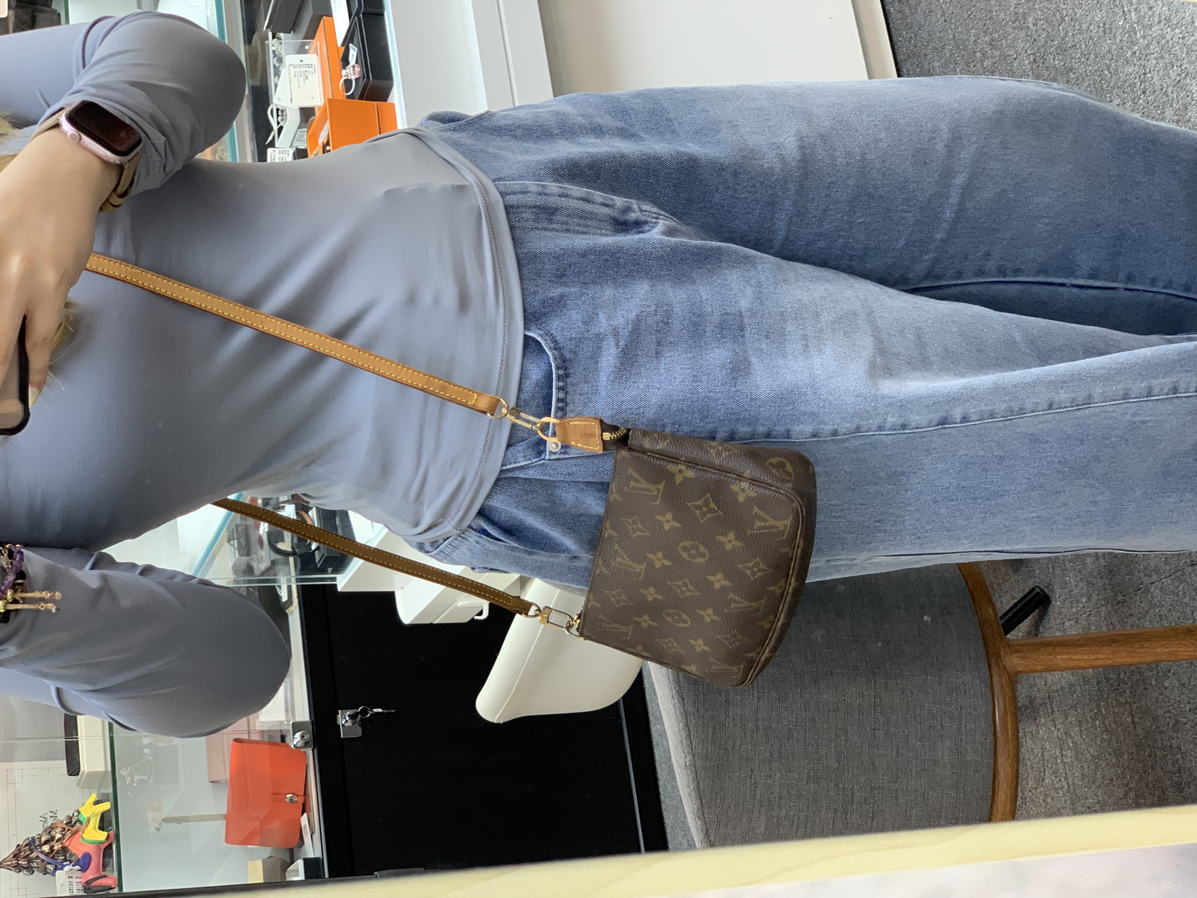 LV 經典復古斜孭麻雀袋🤎