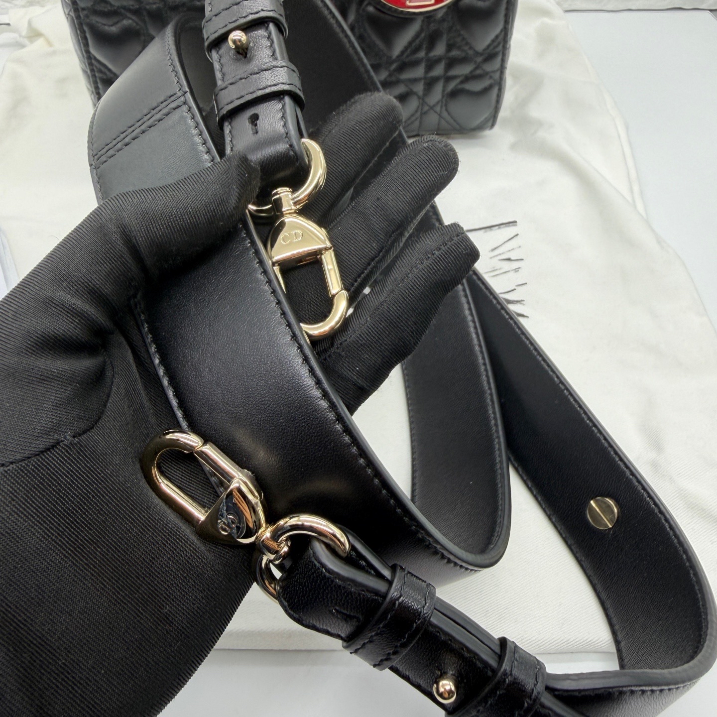 直播貨品 |  [1個-$100 2個-$300］FF17