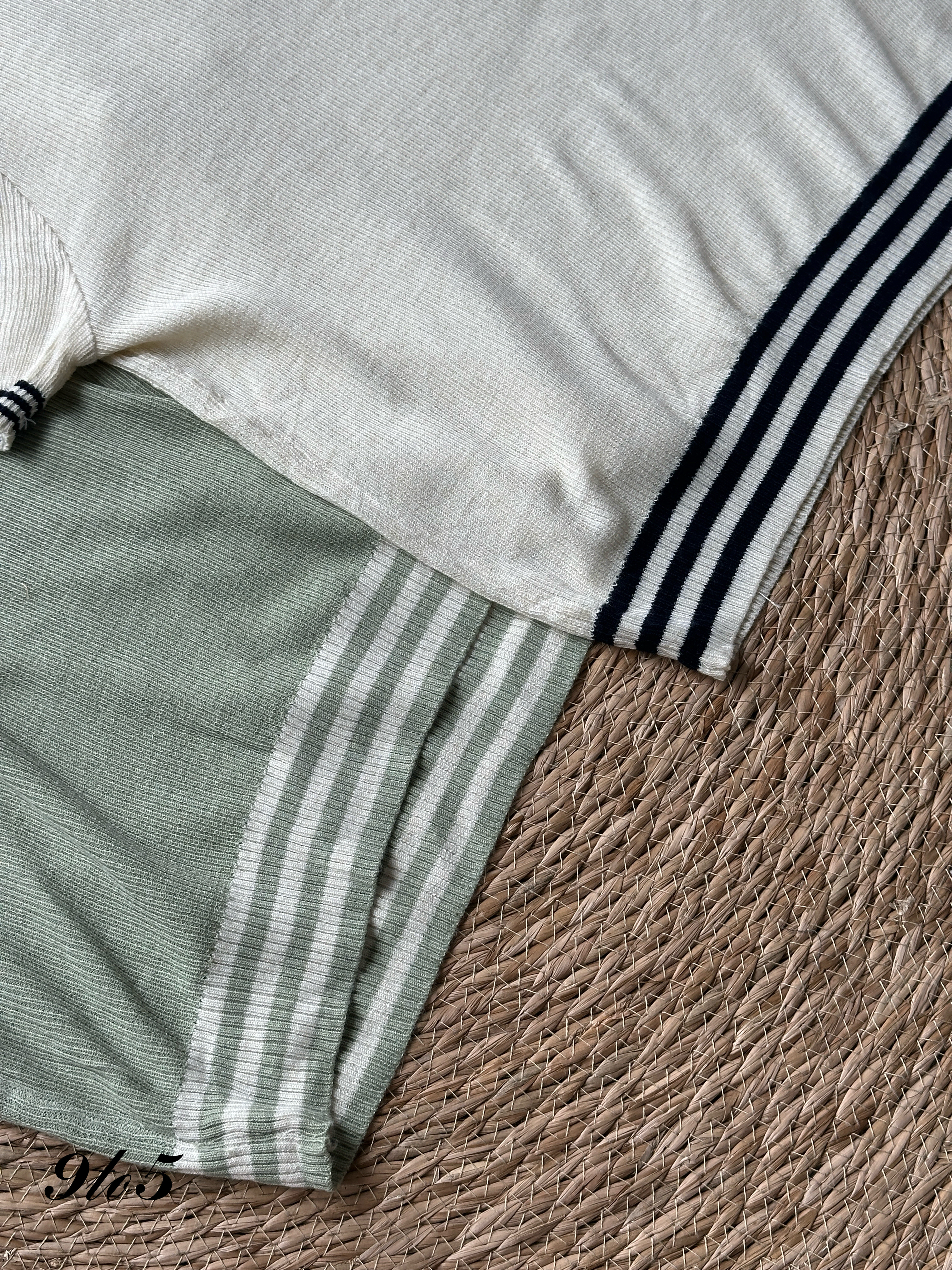 T4110 V Neck Knit Top - 4 Colors 