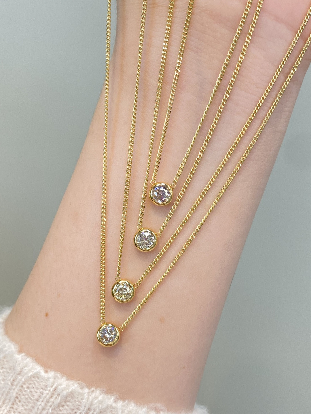 18K Diamond Necklace 