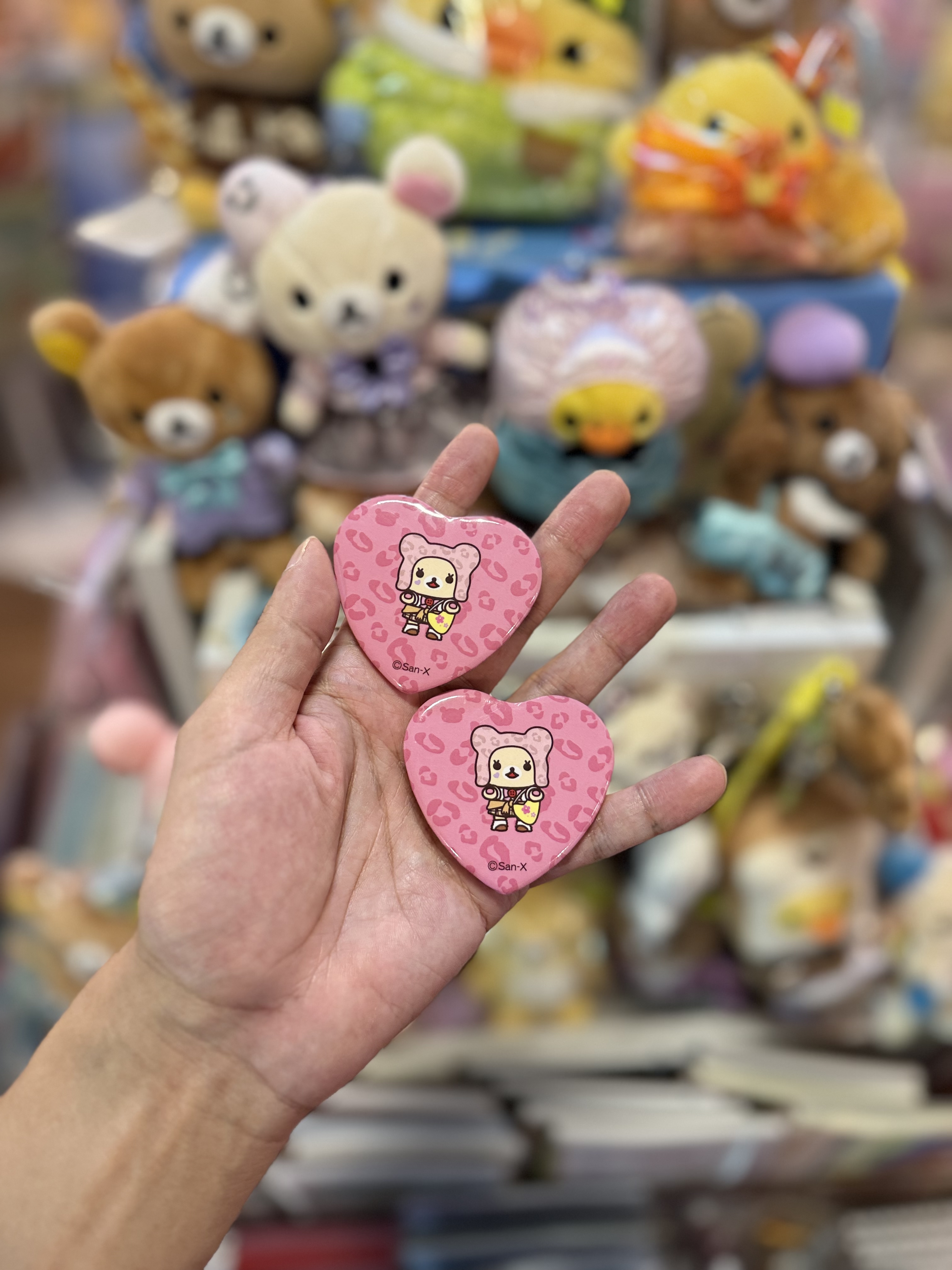 《現貨》全新日本專門店18週年紀念限定學生服造型小白熊心型襟章