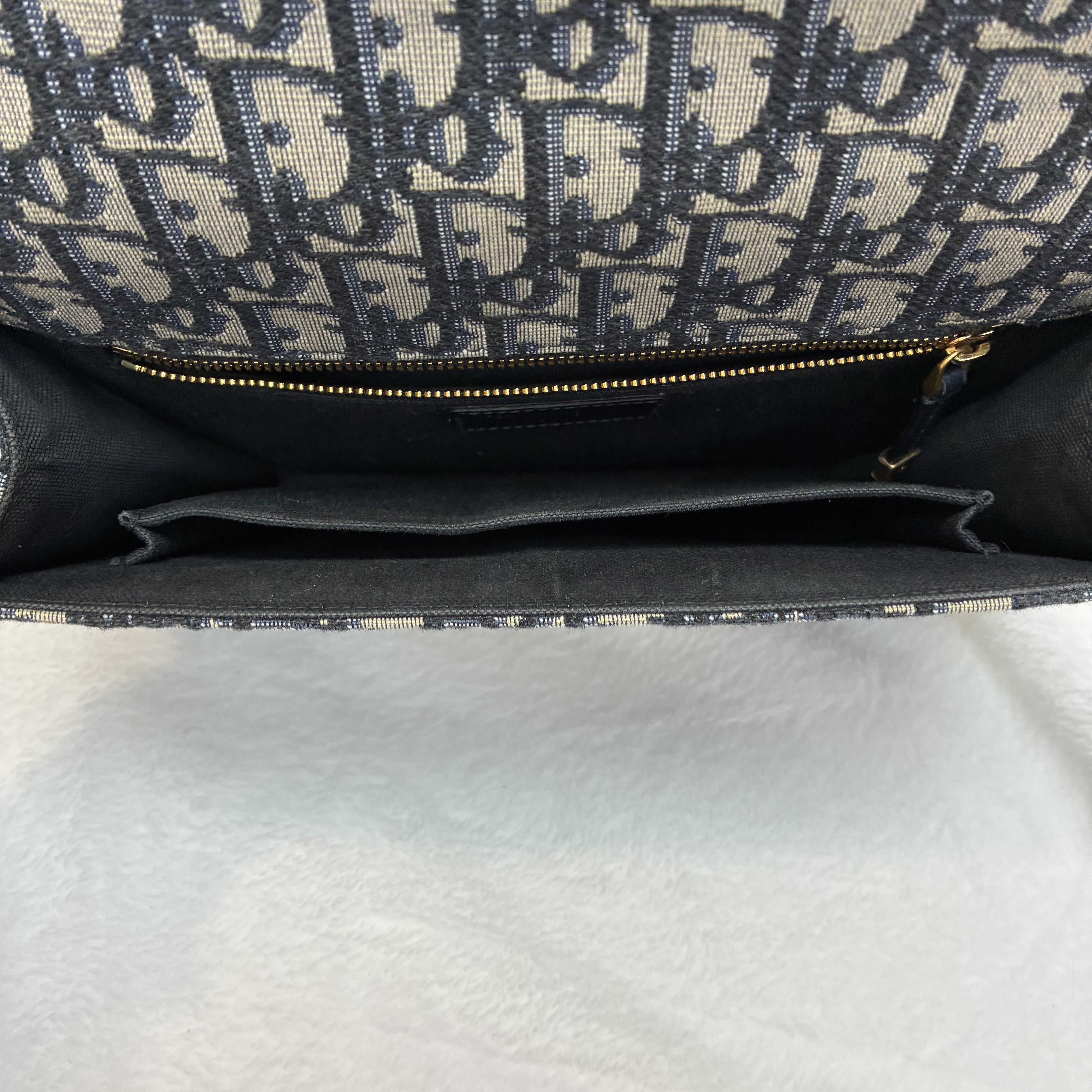 Dior Montaigne 30 老花經典