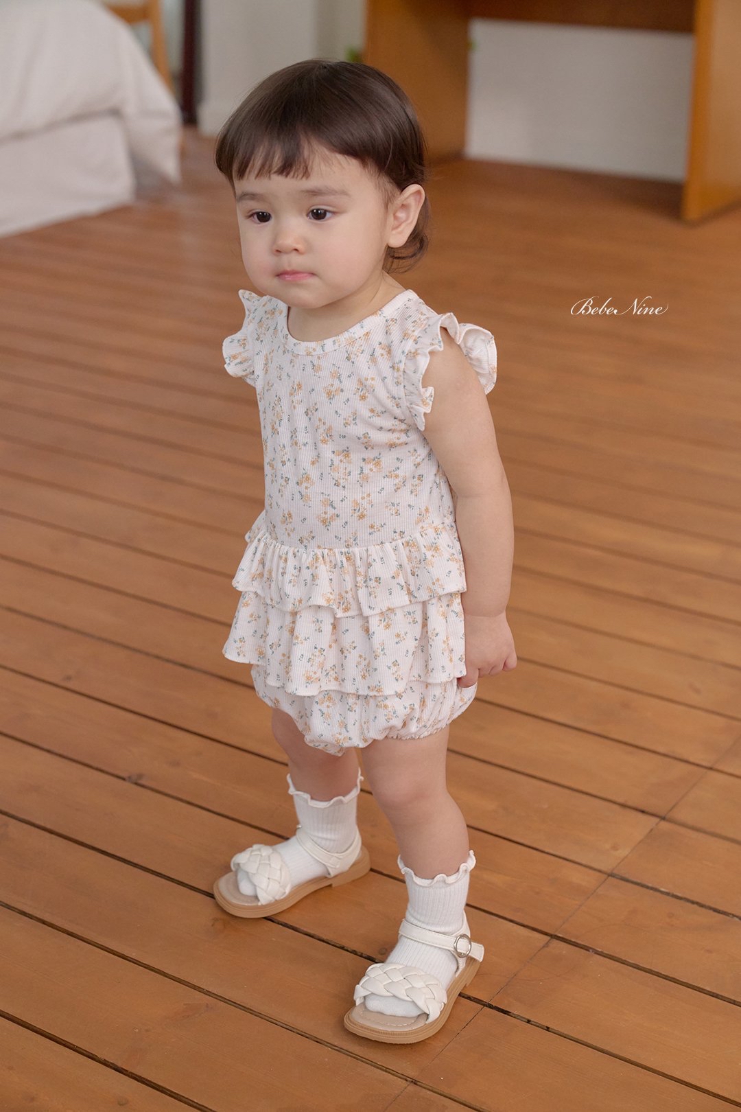 ☀️預訂 韓國直送☀️🇰🇷Bebenine兩色碎花荷葉邊下擺背心燈籠褲套裝