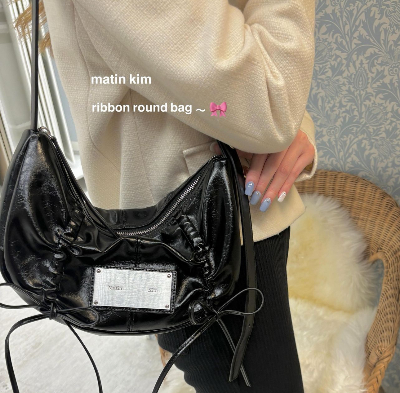 Martinkim HALF SHIRRING RIBBON ROUND BAG | fitwellbathfitting.com