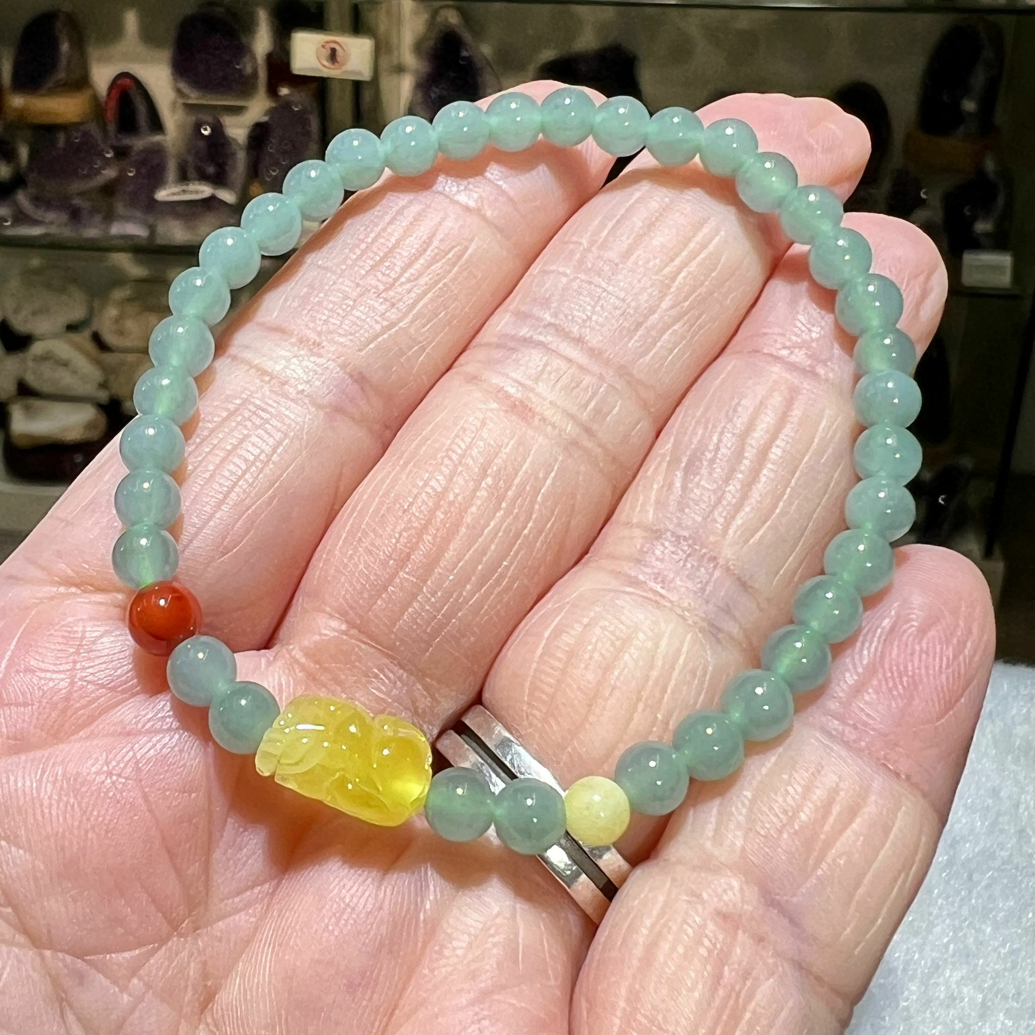 天然翡翠配蜜蠟貔貅手串 4.5mm +/-