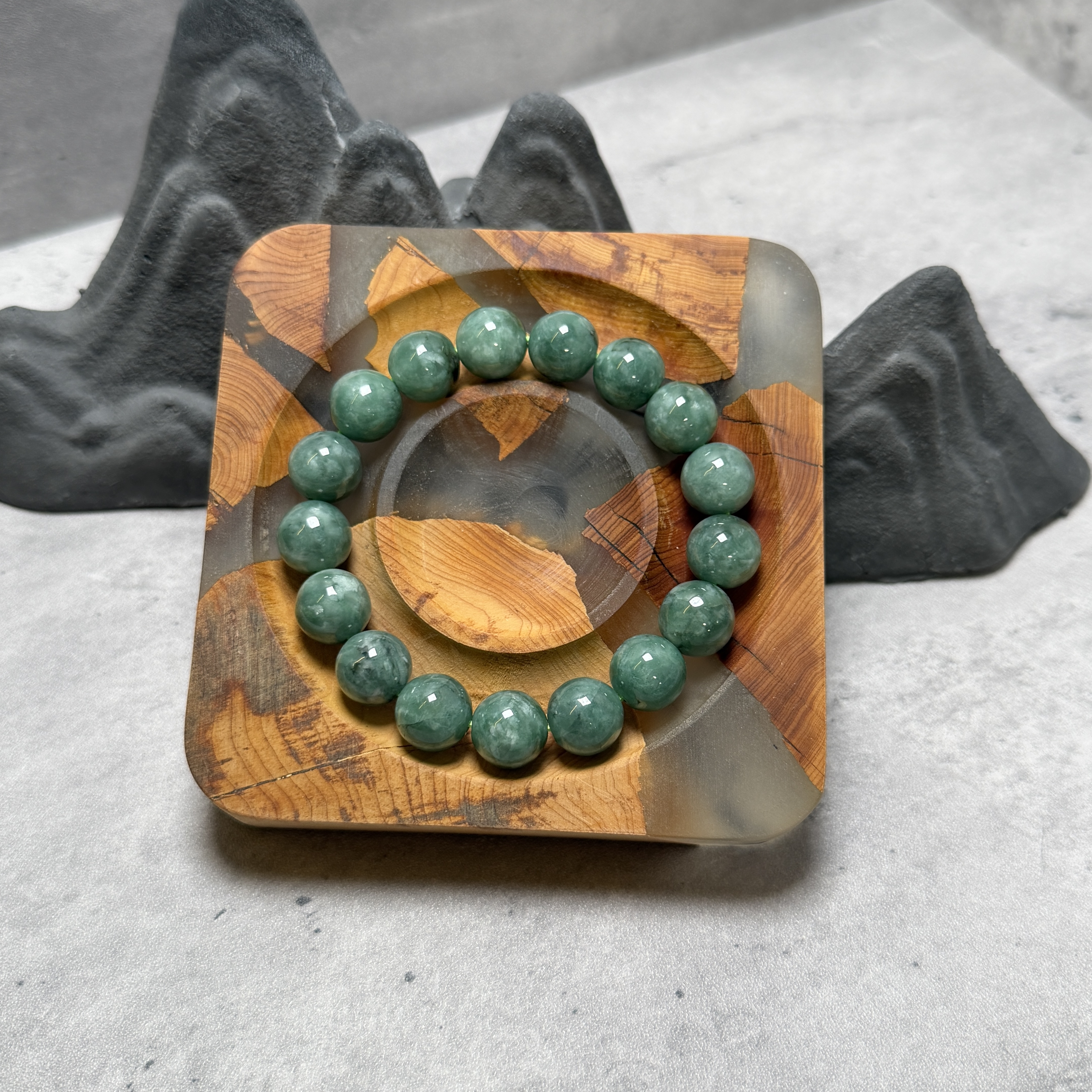 湖水綠油青種翡翠手串11.6mm