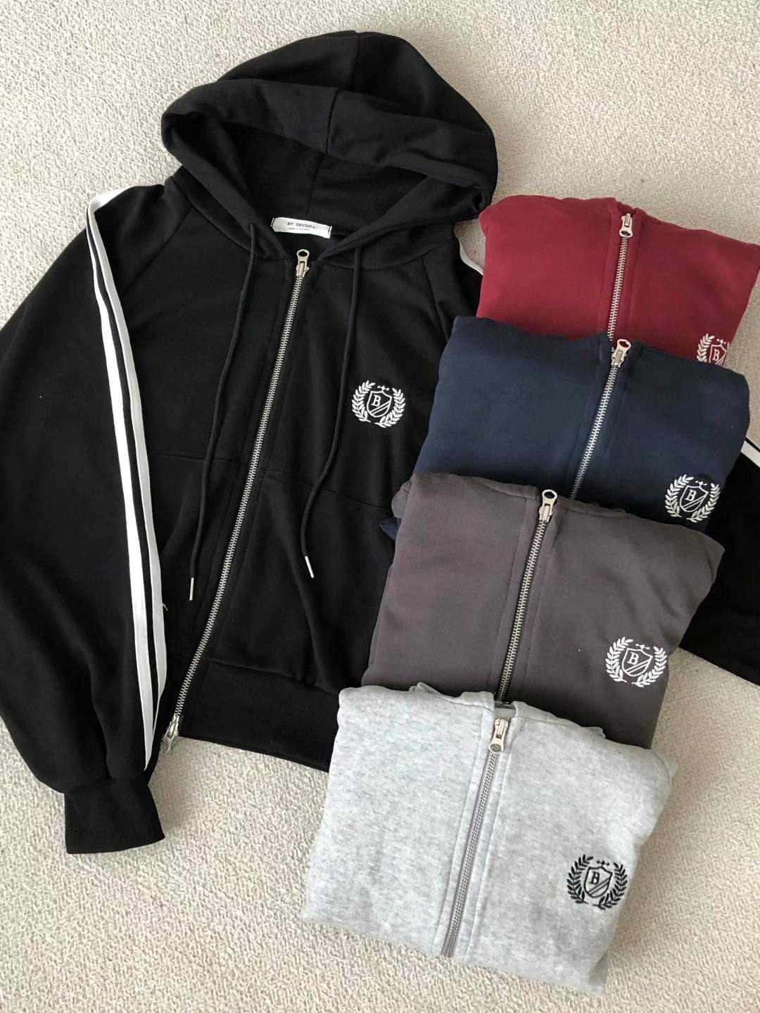 韓國襟章sporty拉鍊jacket