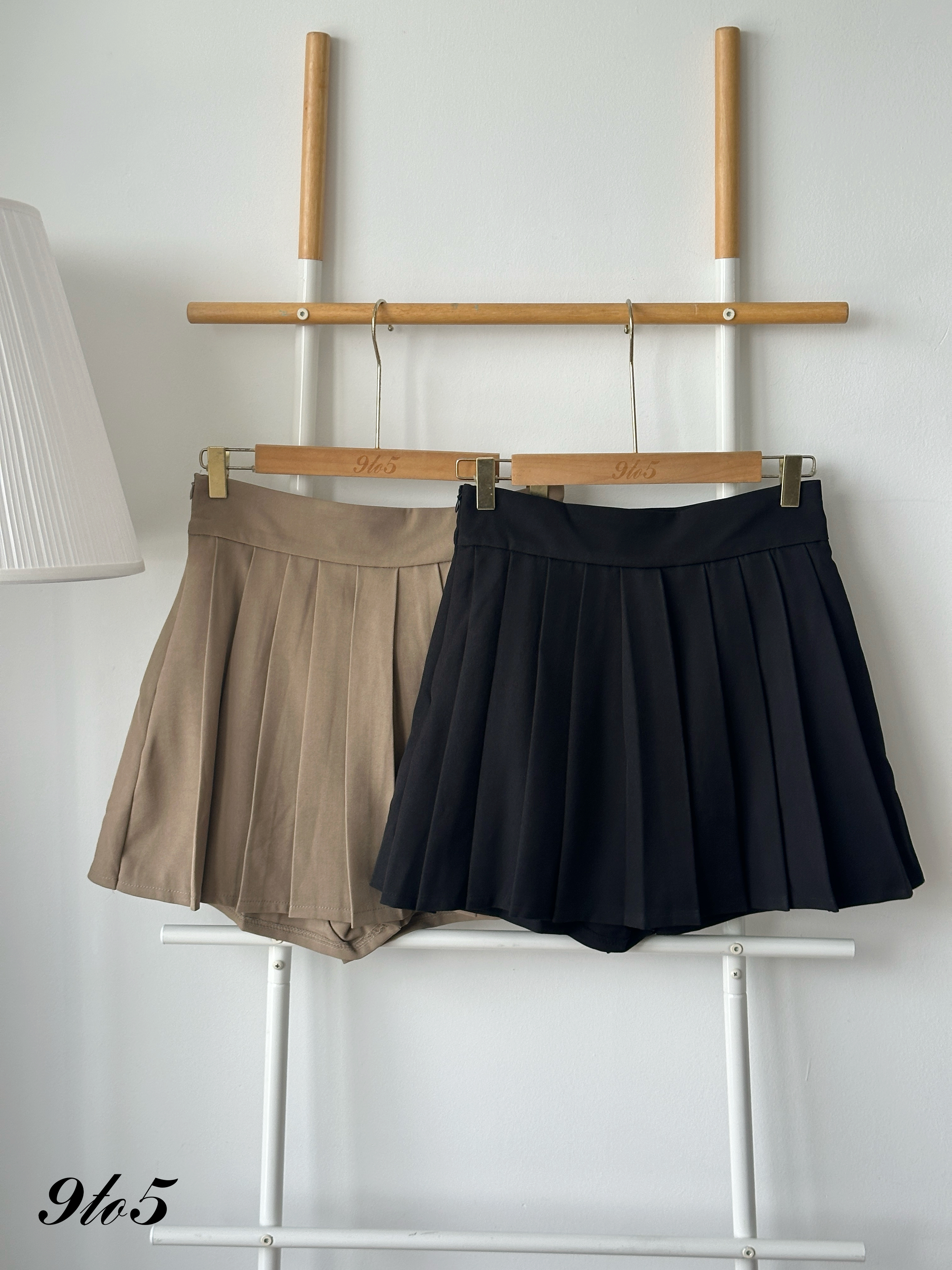 S1957 Short Pleated Skirt - 3 Colors 