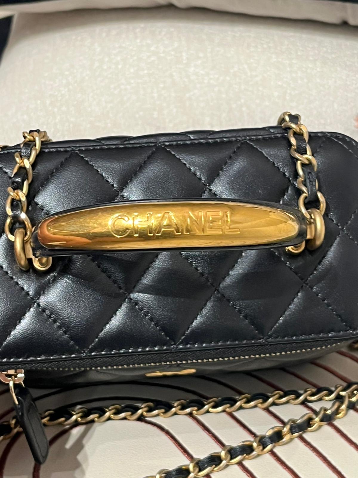 Chanel vanity with handle GHW AP2199 100%Authentic,98%new ✅晶片貼✅dust bag ✅box