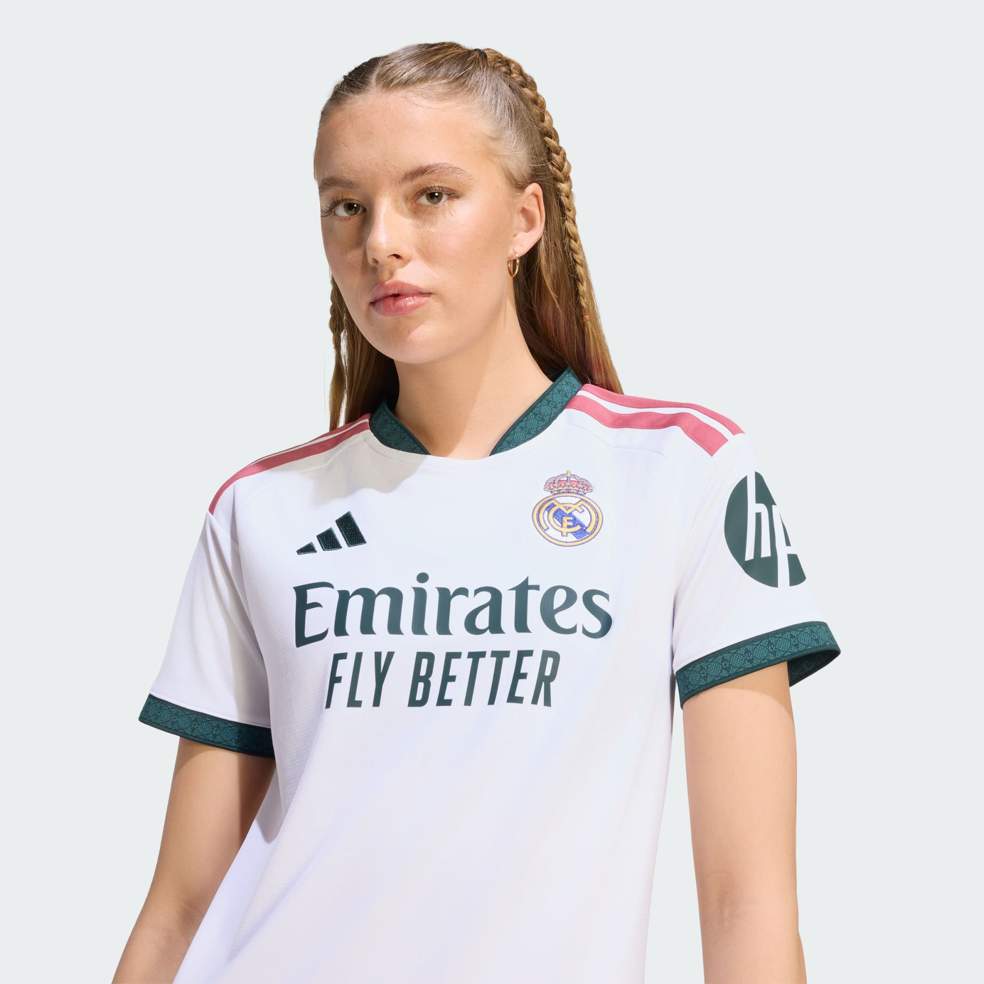 👑💎好比皇冠上鑽石與珍珠 Adidas Real Madrid 皇家馬德里 2026-27 主場女裝球迷版球衣 (可加印字章) KC3989