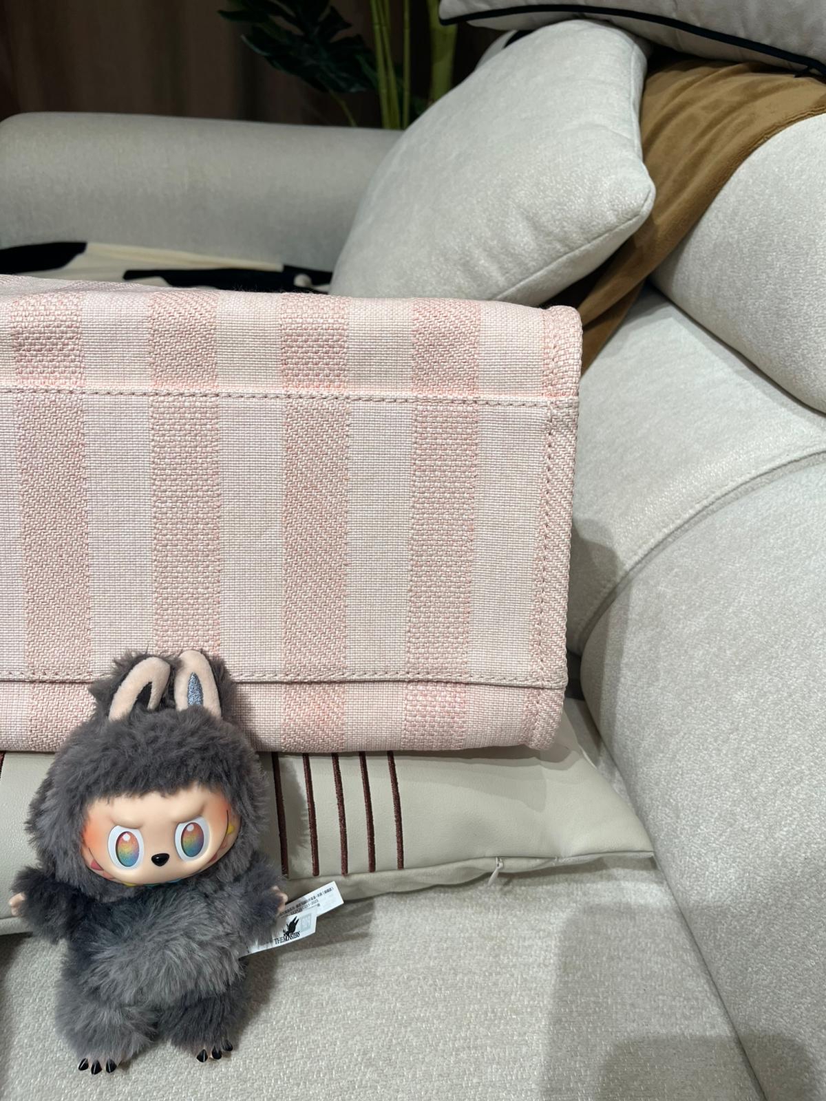 Chanel DEAUVILLE tote handle 100%Authentic,98%new ✅專門店收據✅29 card✅dust bag