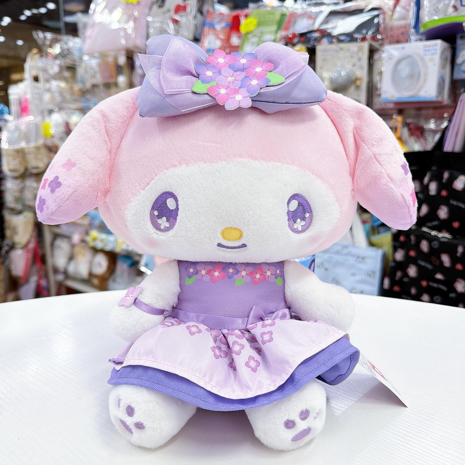 原裝行貨 Sanrio 新款繡球花系列大公仔25 cm左右