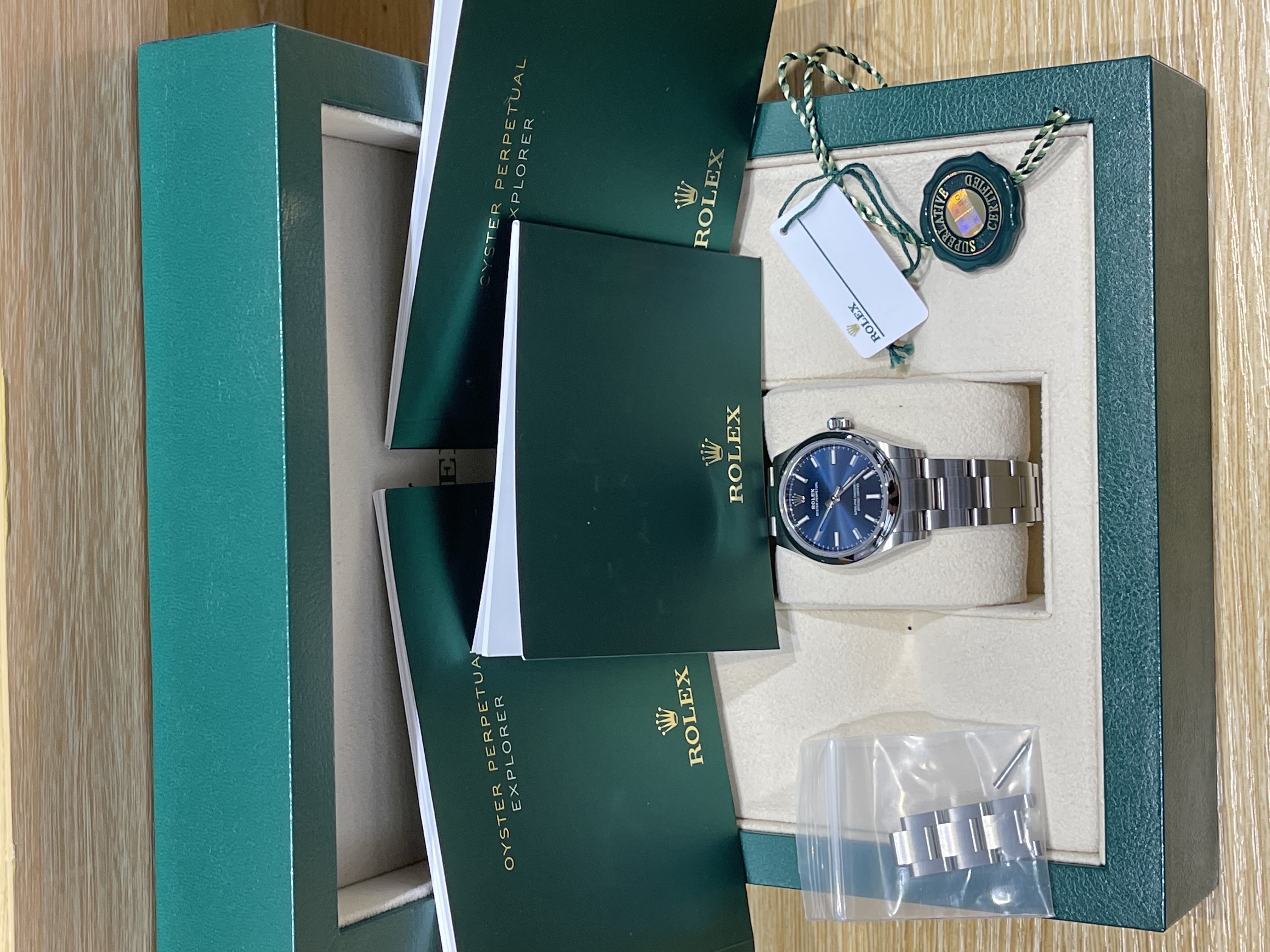直播貨品 |  [1個-$100 2個-$300］JJ32