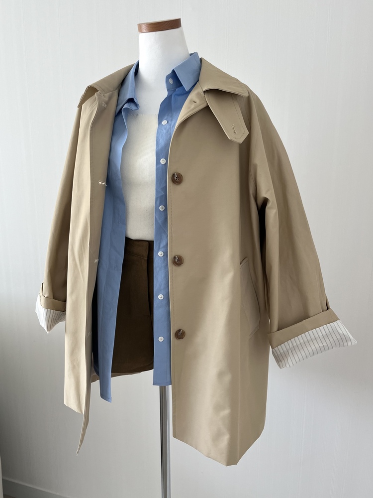 Stripe-Lined Relaxed Trench Coat (Beige)