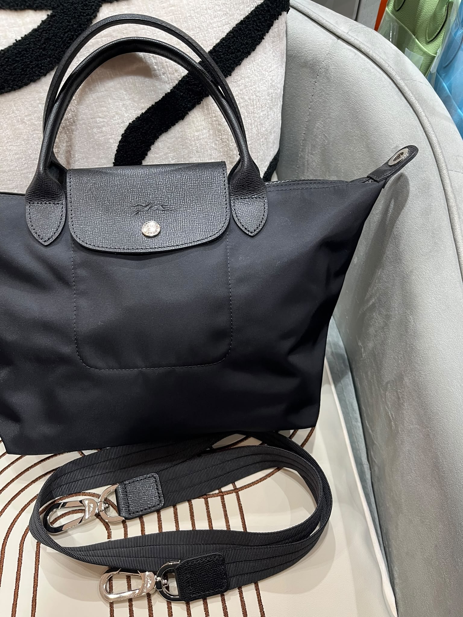 Longchamp LE PLIAGE ENERGY Black, 2way bag 100%Authentic ,98%New 