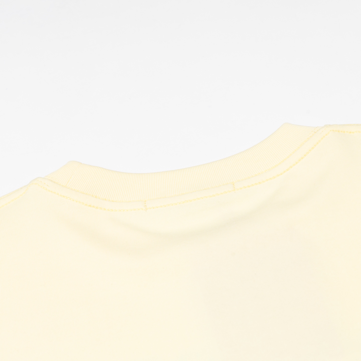 Mardi Mercredi Brush Logo Tee