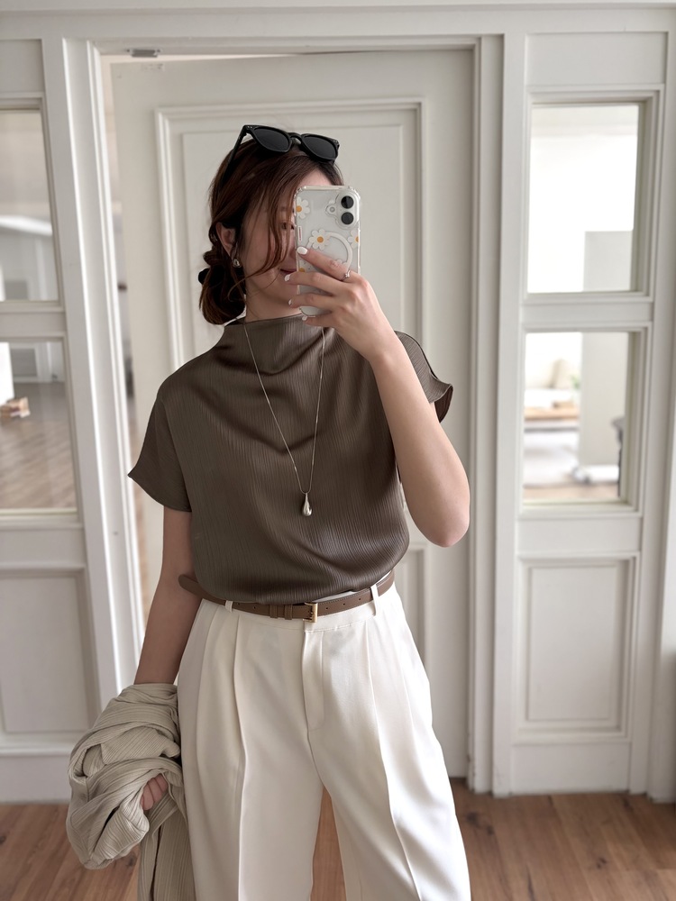 Claudette Silky Pleated Top (Brown)