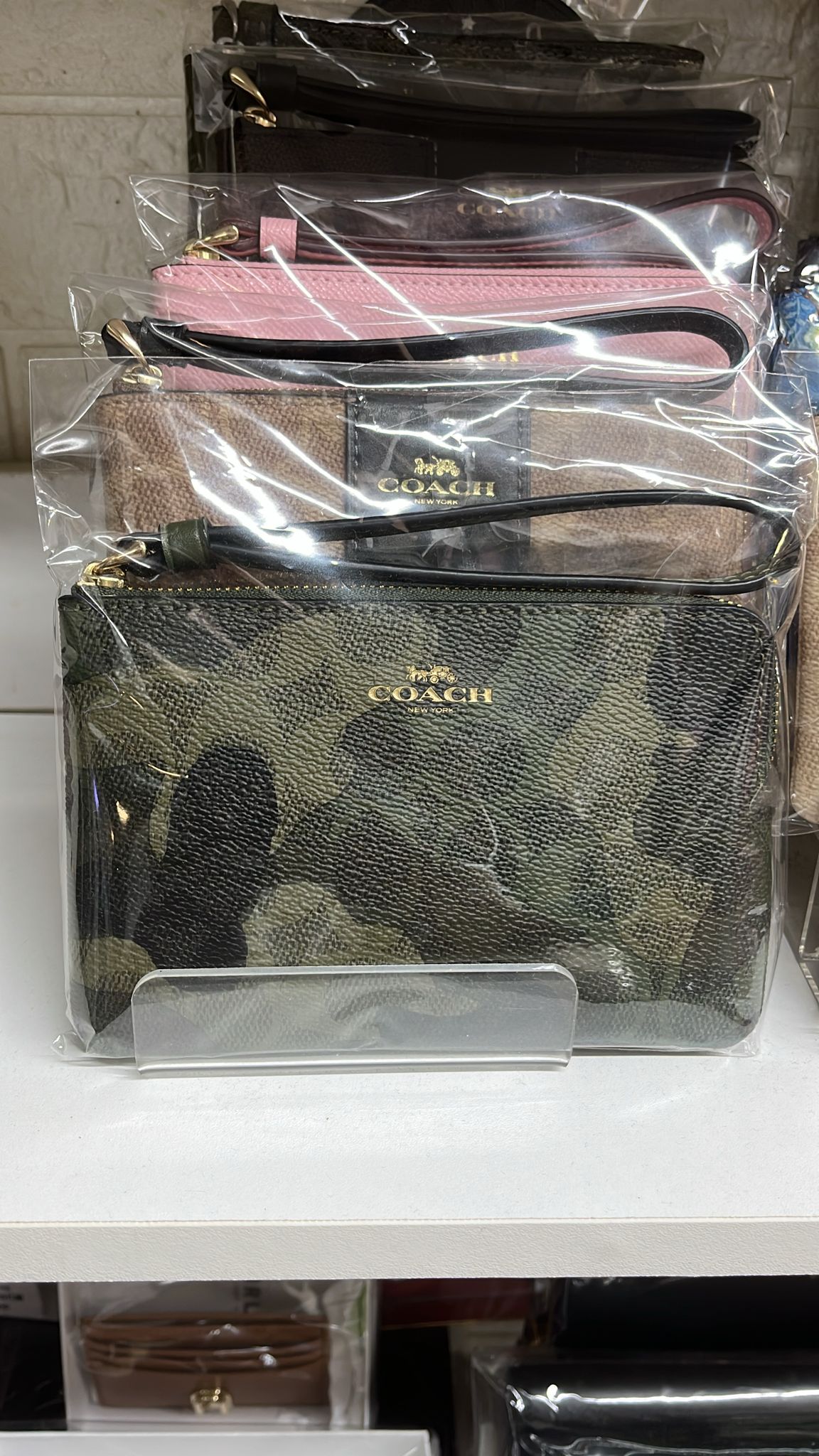 COACH迷彩圖案零錢包-時尚潮流個性單品