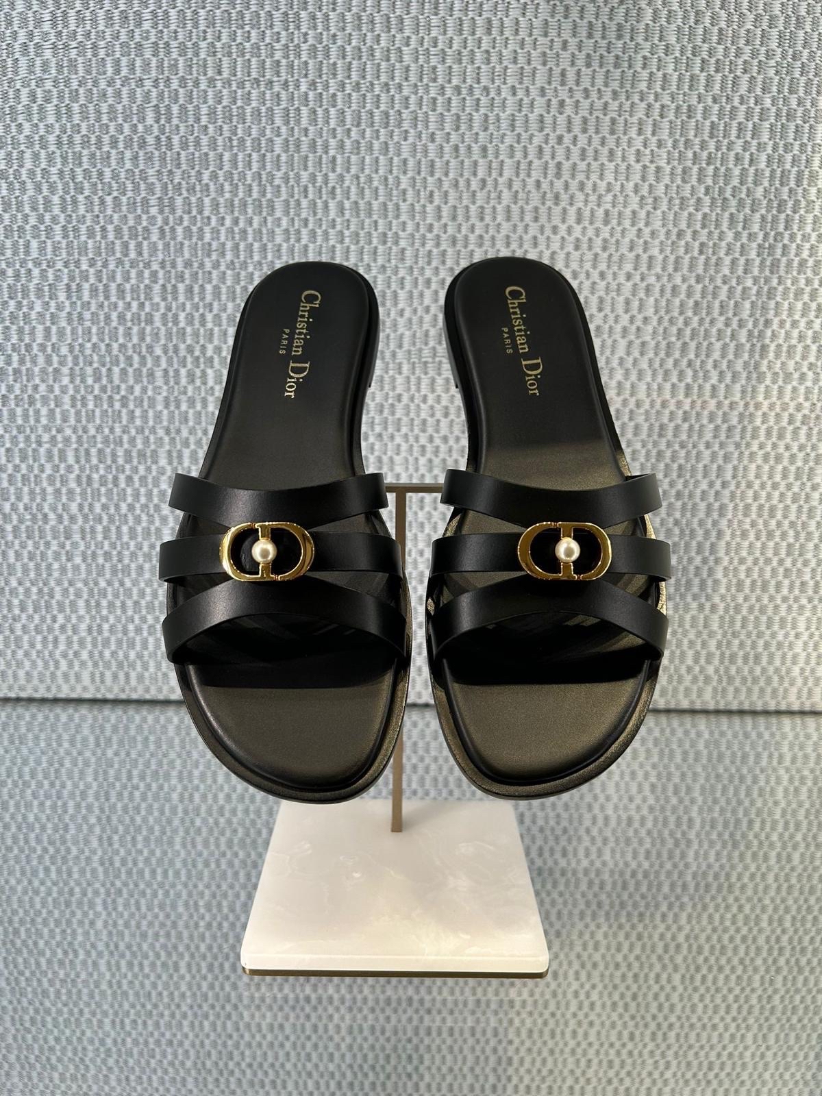 訂貨📮 Dior 26SS 新款 30M 牛皮拖鞋  Size 35.5/36.5/37/38.5