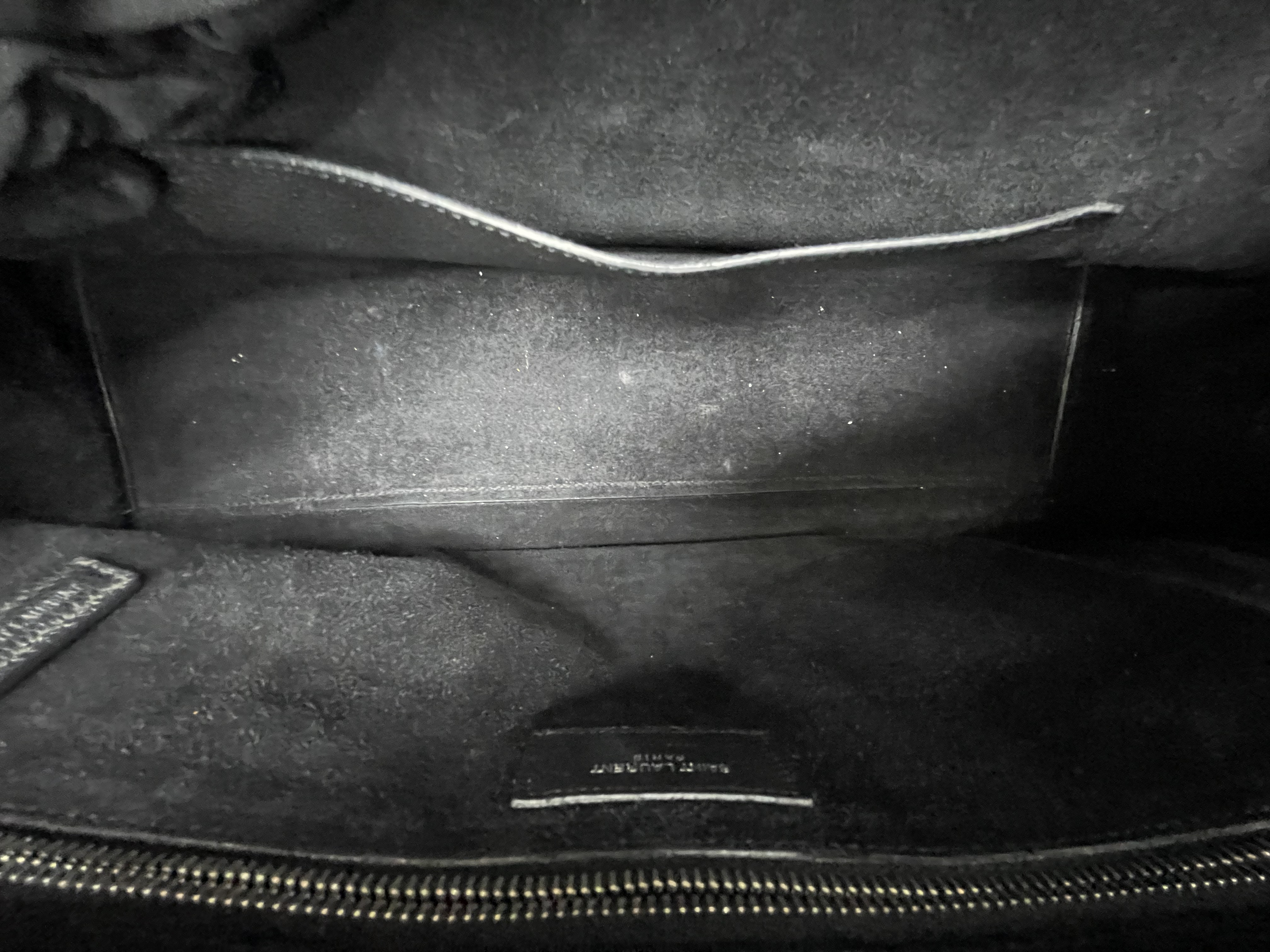 Pre-owned YSL Black Tote / Product Code: 26040301