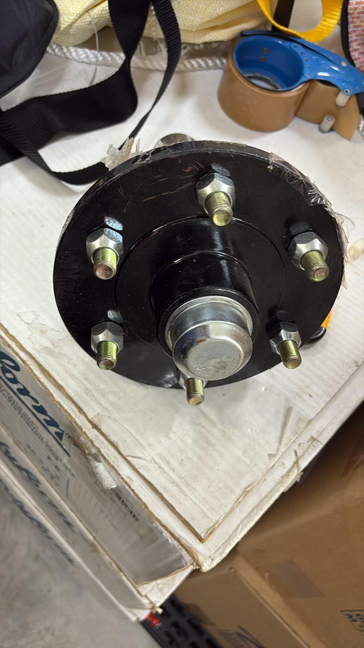 Trailer Hub 6Holes 143.6 completed Oil Seal & Gear with 2” Axle Shaft (2pcs Set)