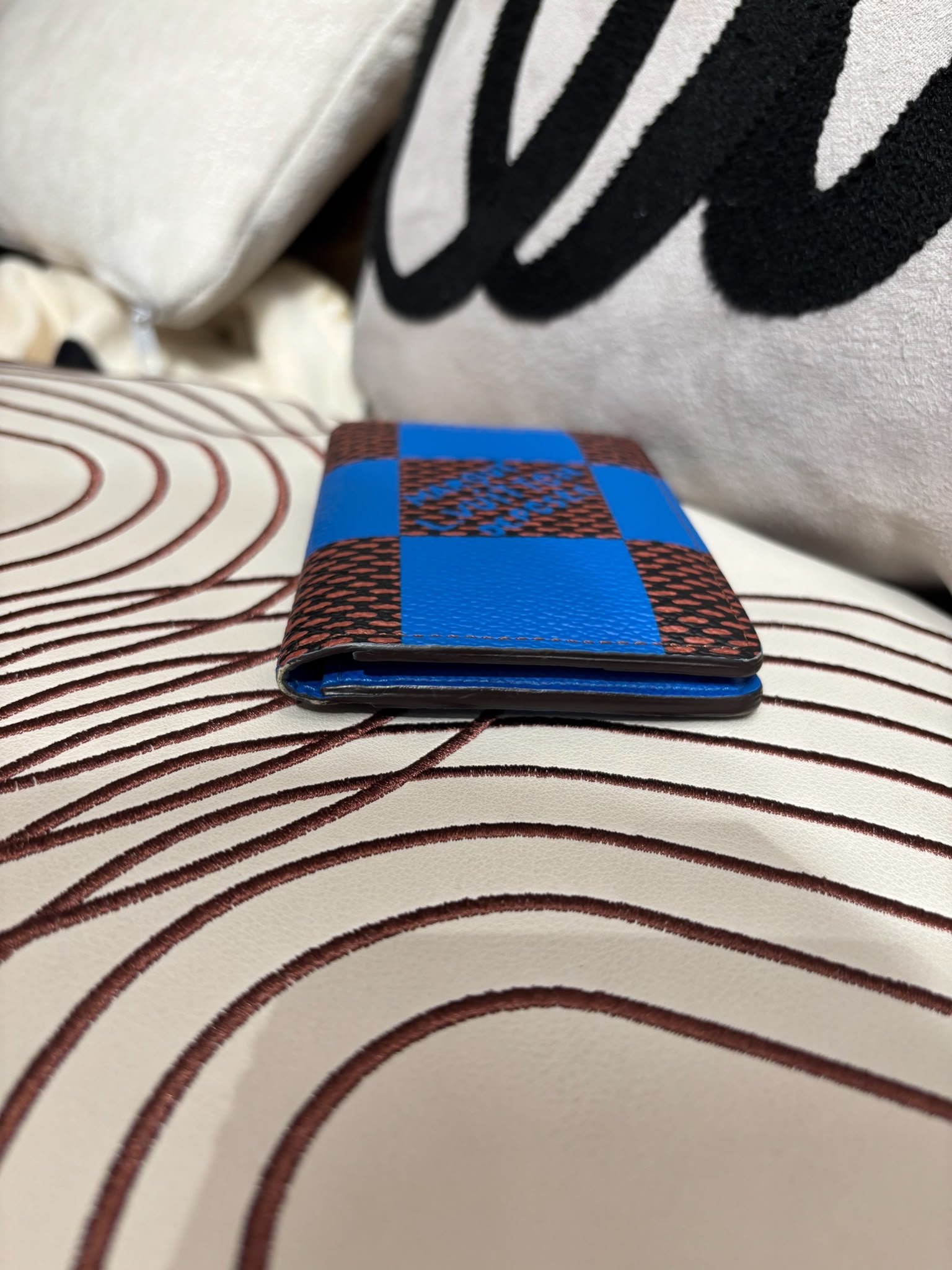 Lv pocket organizer 100%Authentic, 90%new