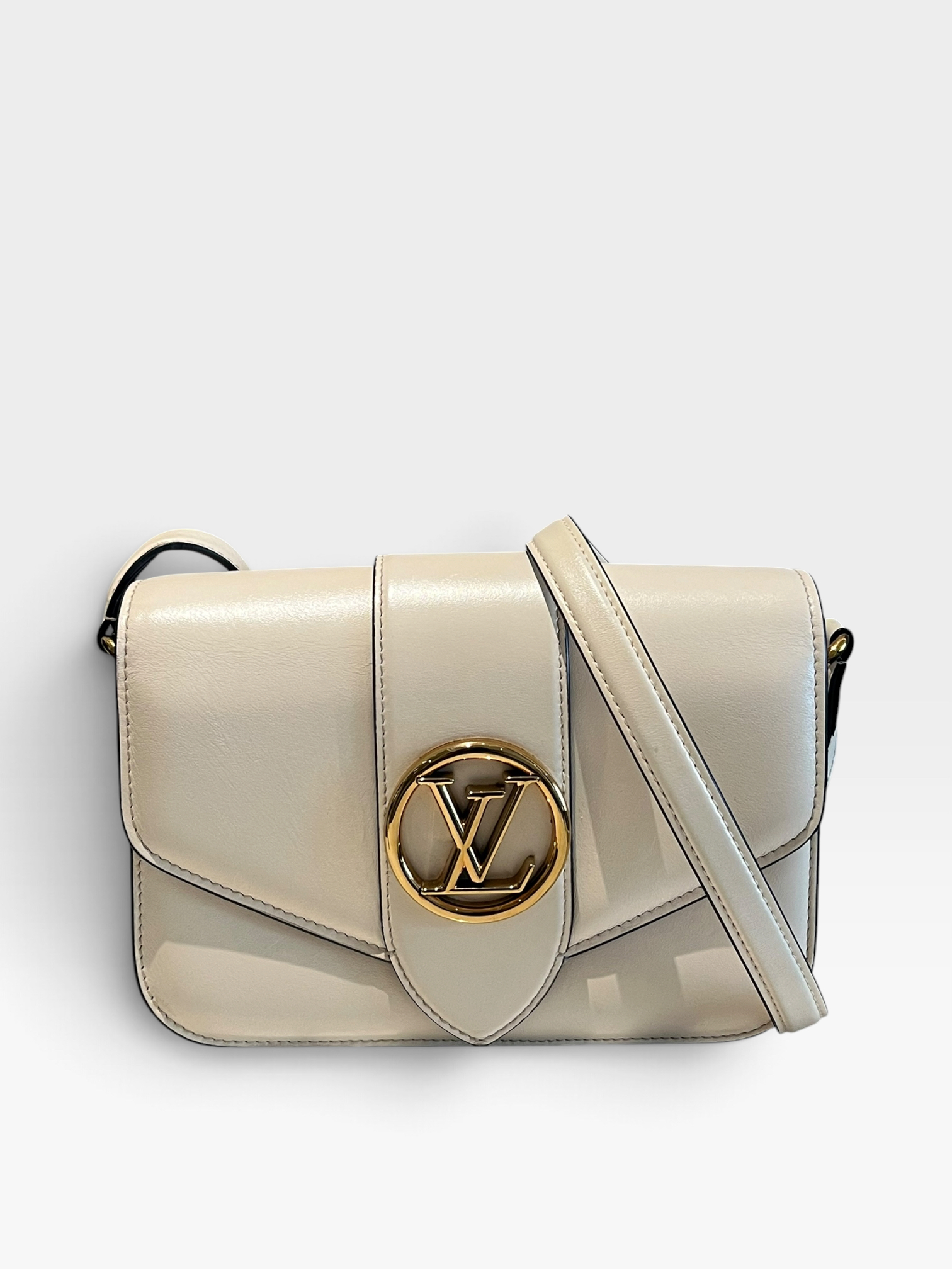 Pre-Owned LV Smooth Calfskin LV Pont 9 shoulder bag / Product Code: 091804