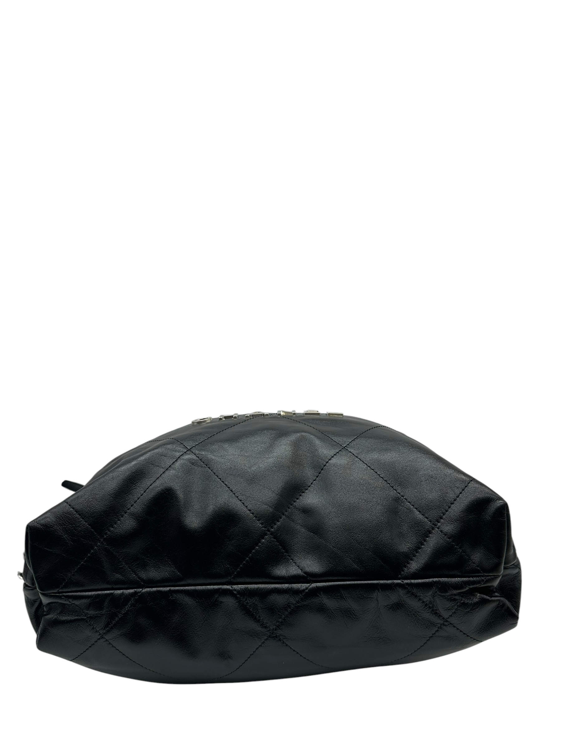Pre-Owned CHANEL 22 Bag / Product Code: 26052408