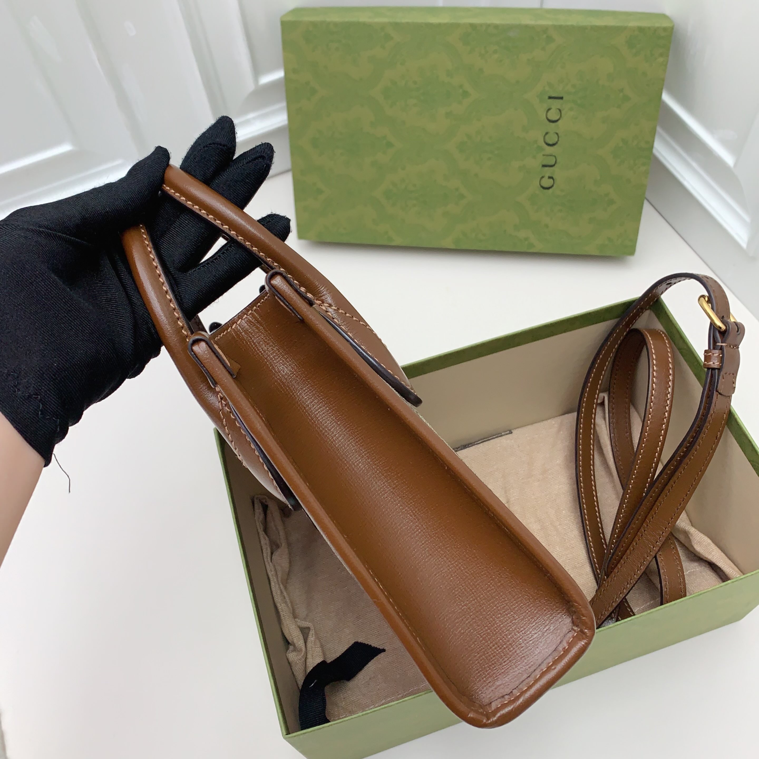 【預訂貨品】GUCCI 老花琴譜包