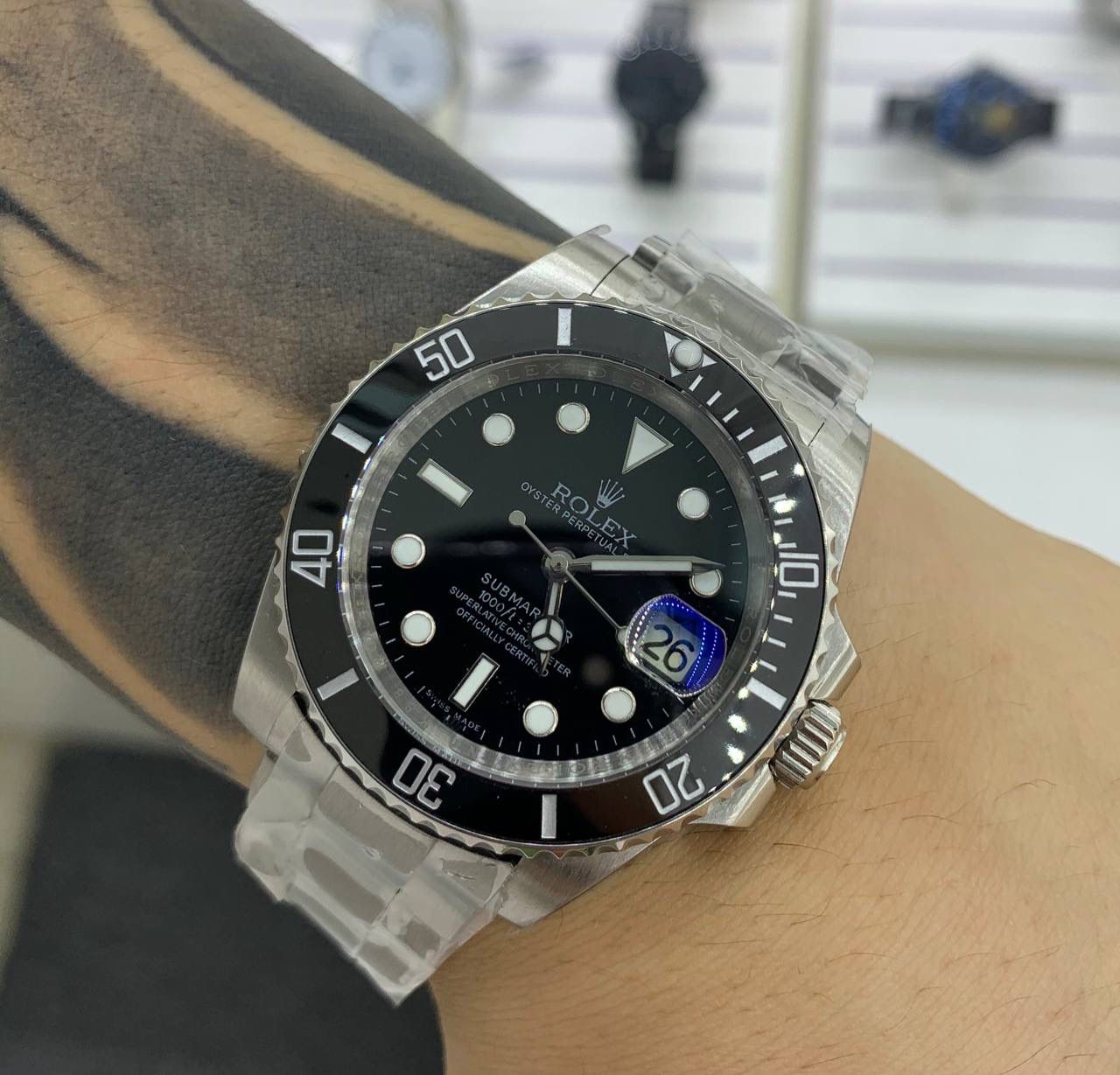 🚺劳力士⌚️ROLEX 黑水鬼系列 -进口原装全自动机械机芯（超稳定） 陶瓷圈口（超强夜光） 正品同步新款抛光工艺尺寸-40mm 蓝光蓝宝石玻璃 三珠钢带搭配保险扣／特制胶带⌚️6字位隐藏纂刻防伪皇冠标志