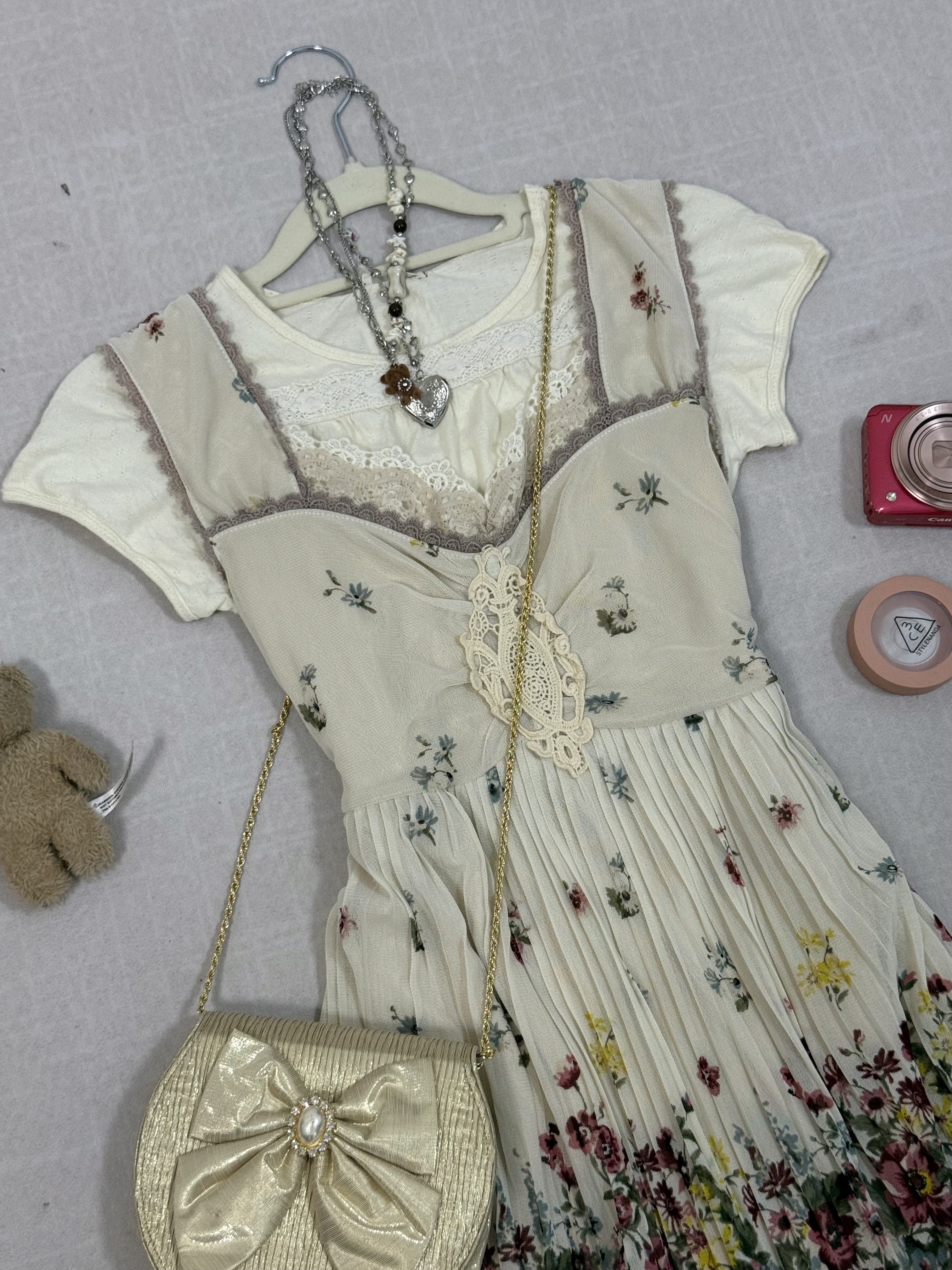 Axes femme Cream Floral Print Lace Sundress