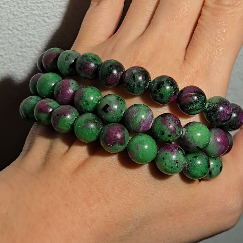 Ruby in zoisite bracelets with UV reaction - JW71