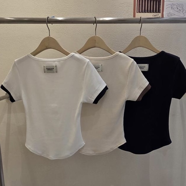 H74 扣鈕撞色袖邊Tee