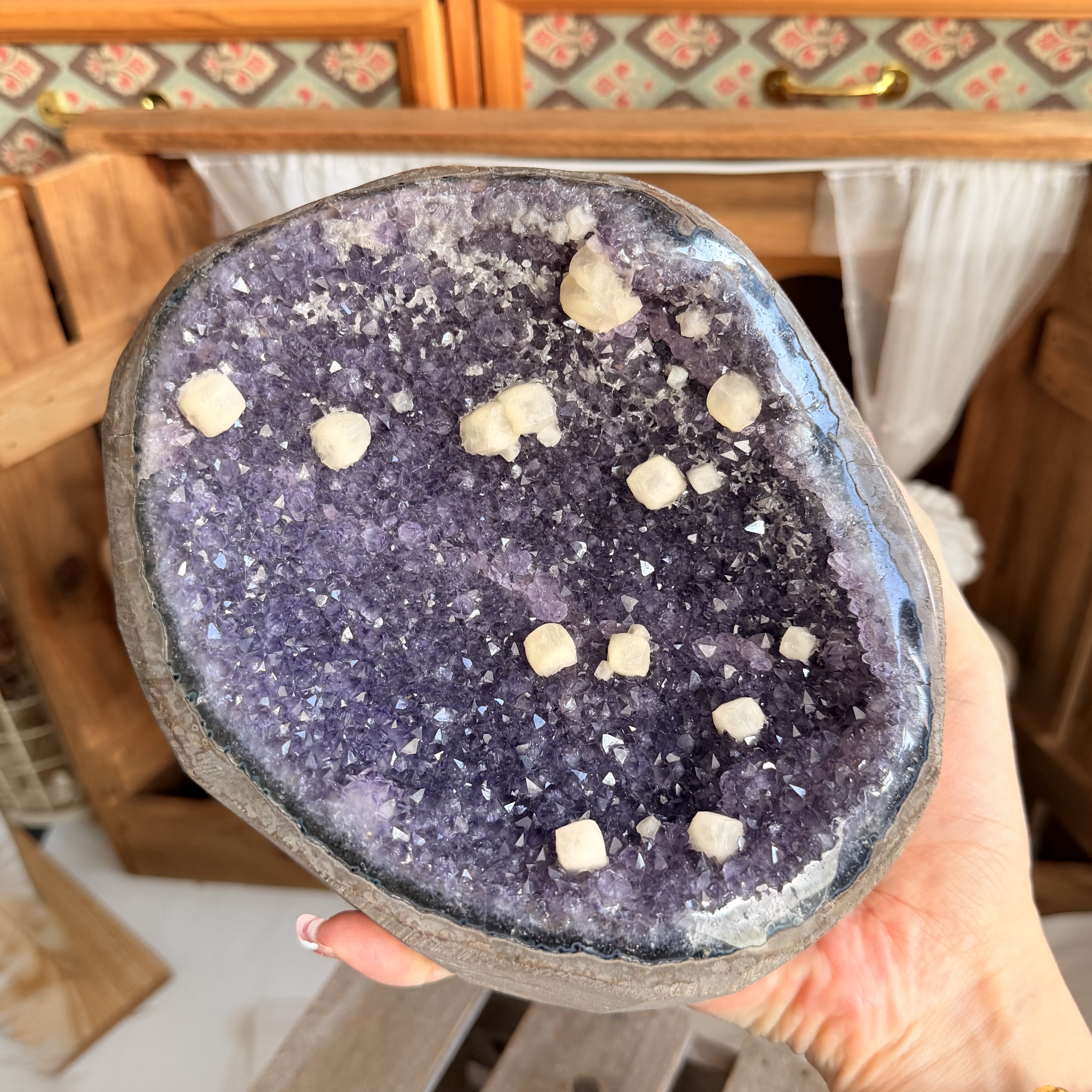 原皮紫水晶盤形擺件共生方解石