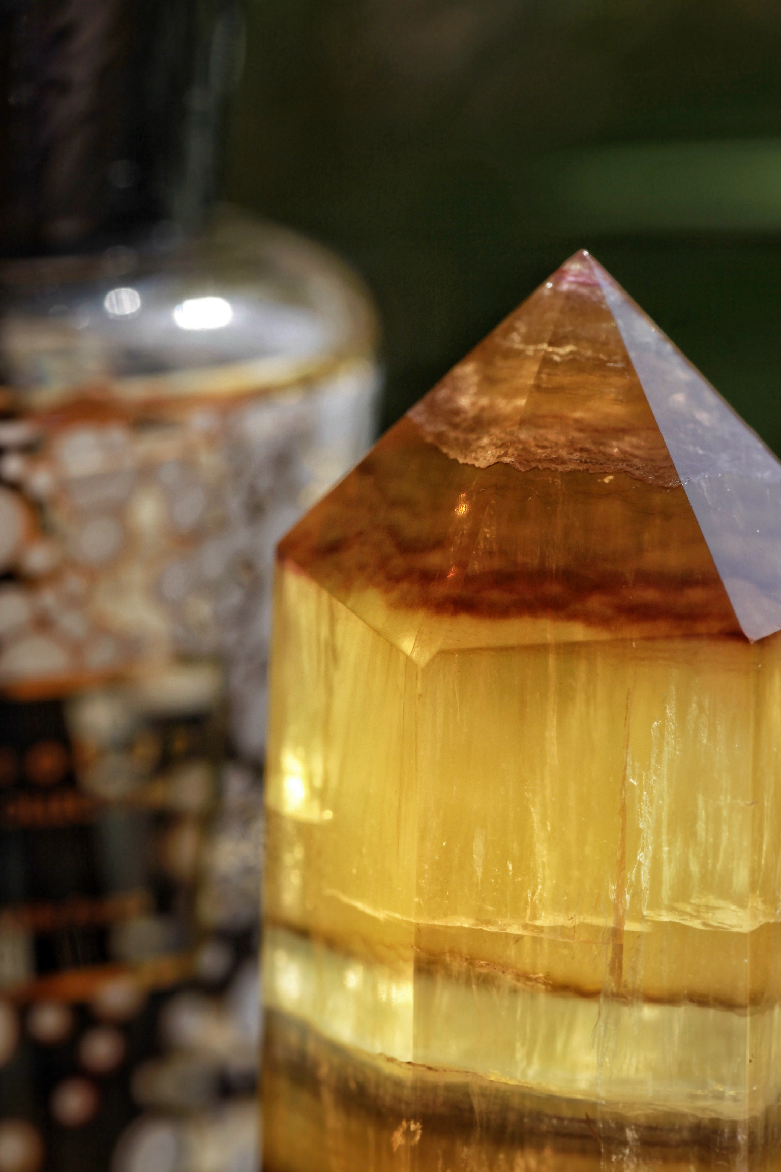  ༒18.6cm+黃螢石千層紋六角柱༒ FL.3502C82G10FM-RB5*