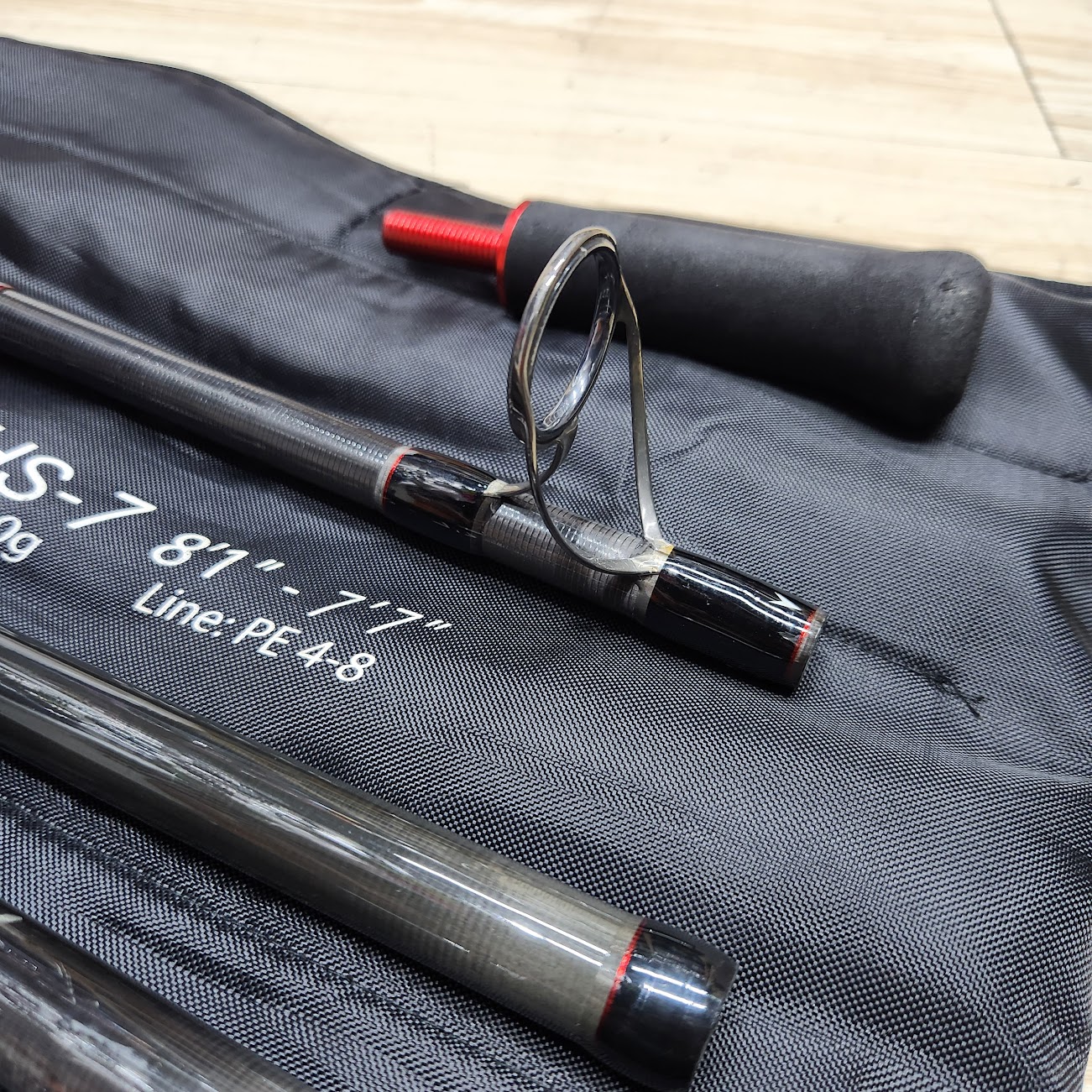 (中古品)鐵人THE THRONE多節竿