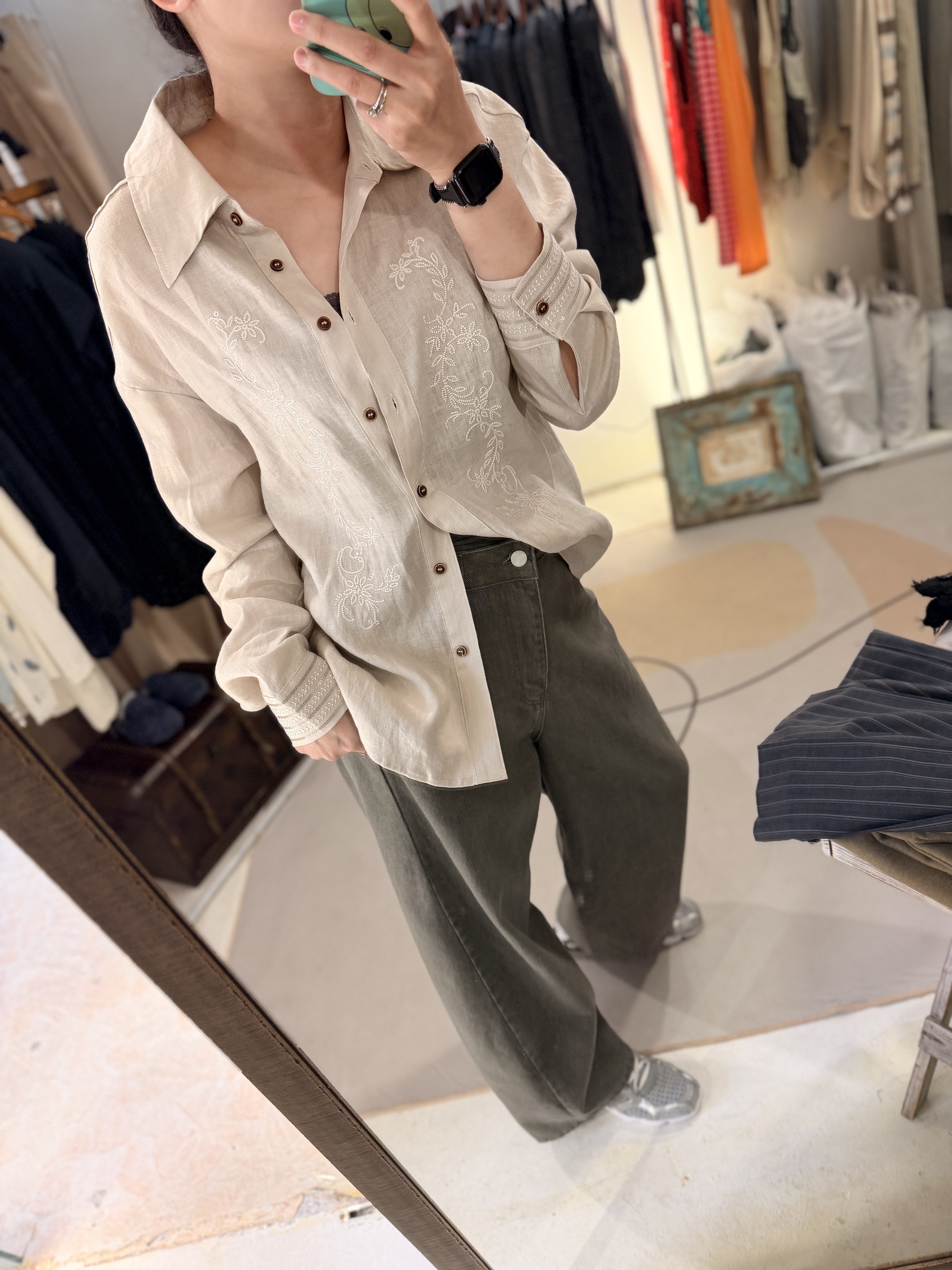 Linen embroidered shirt