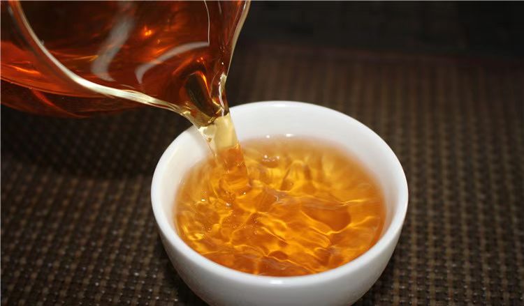 2004 老同志 <有需要請聯絡我們 852-6329 6186>