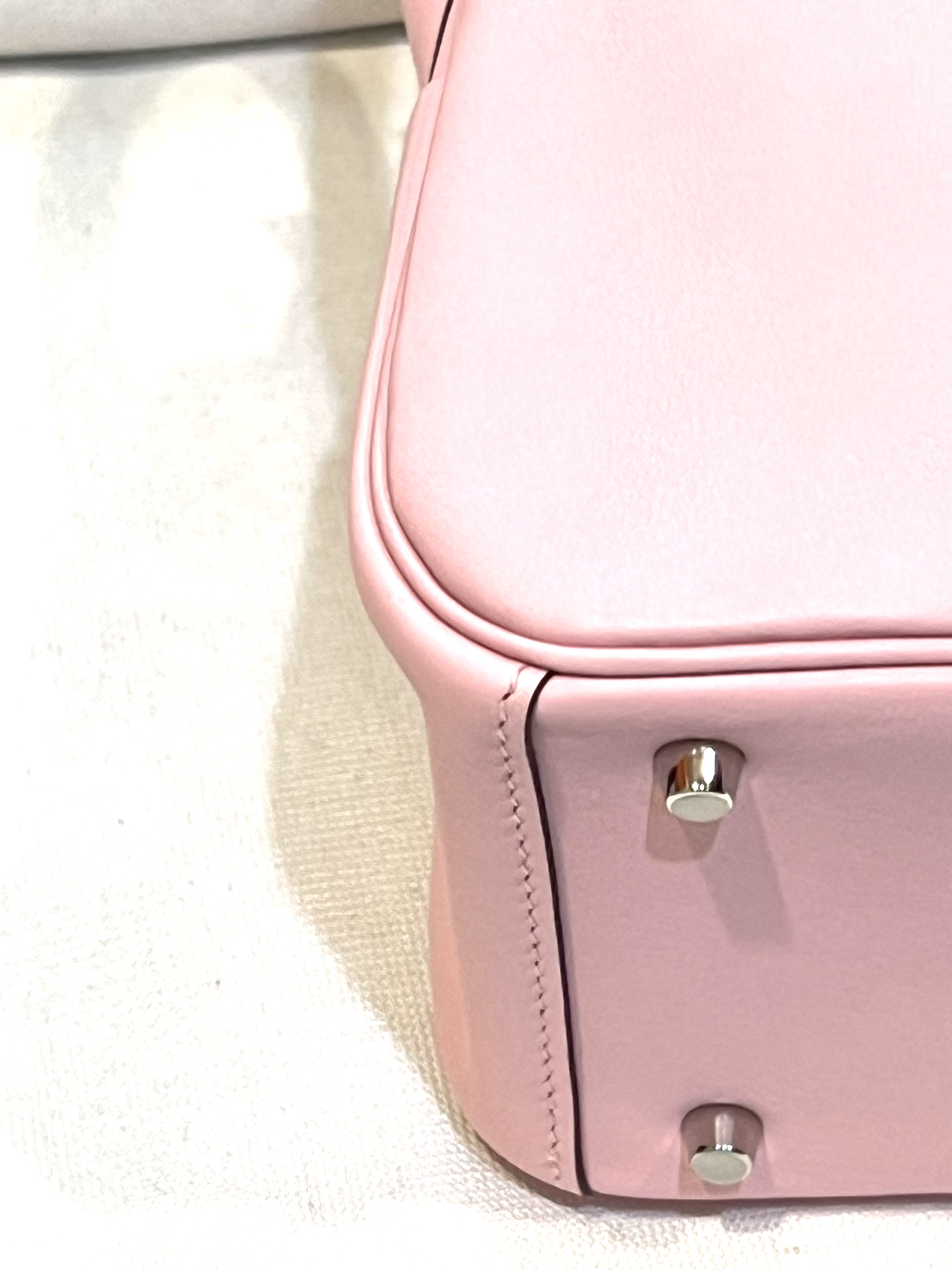 Pre-Owned Hermès Mini Lindy Stamp Z / Product Code: 26041114