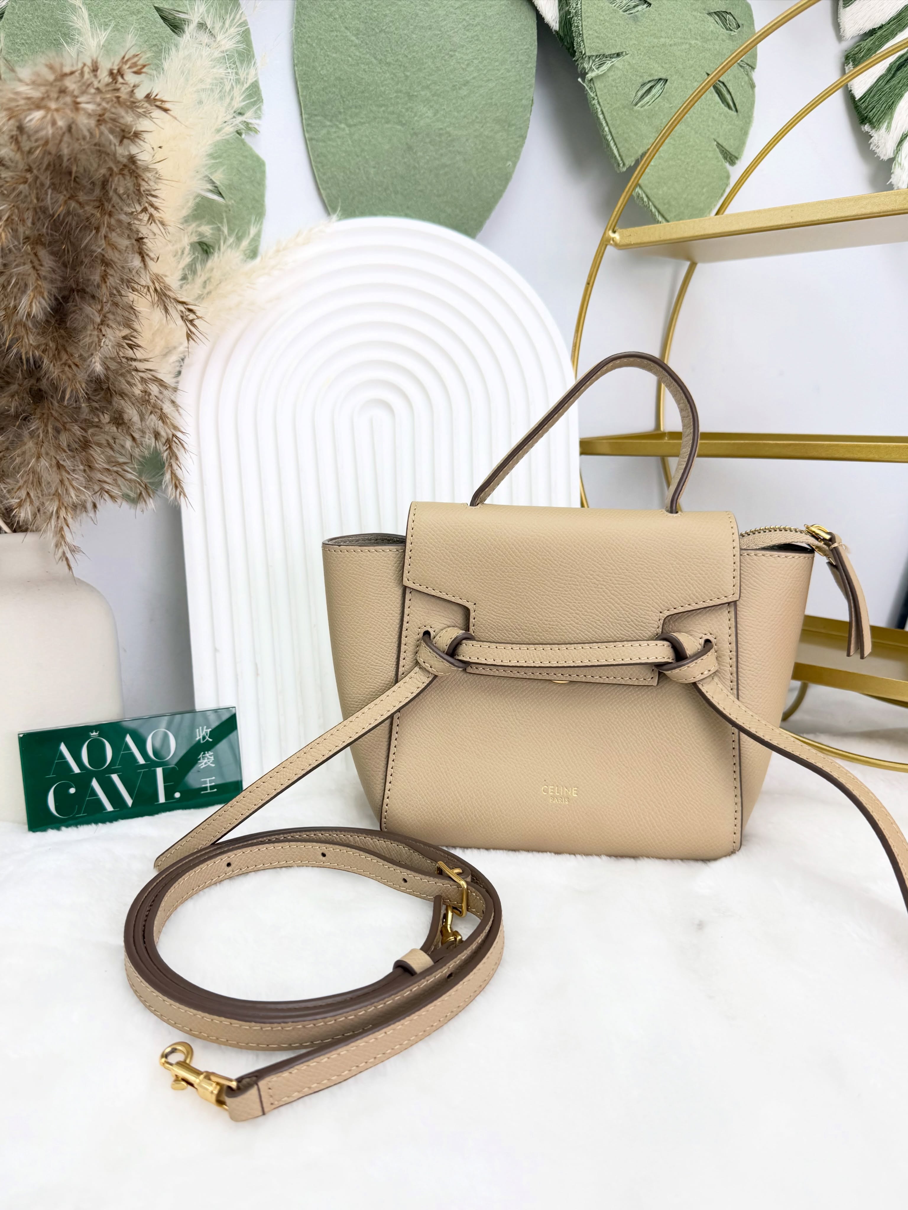 Celine👜 PRE OWNED 🛍️奶茶色Nano belt bag 有塵袋