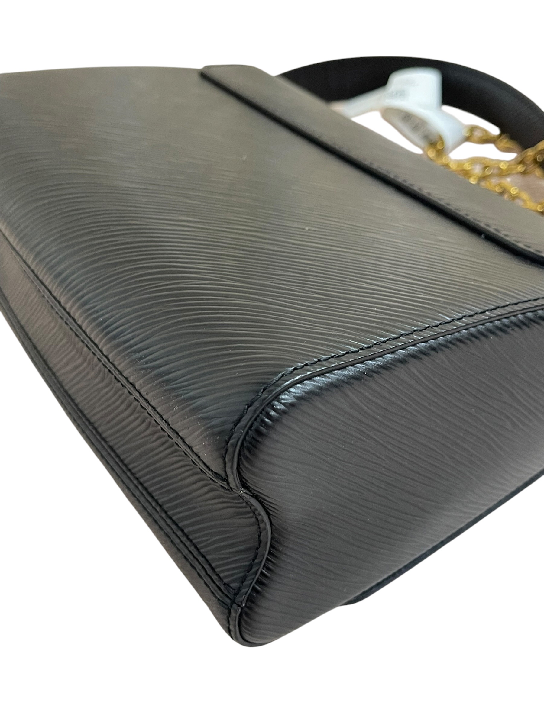 Pre-owned Louis Vuitton Twist MM / Product Code: 063001