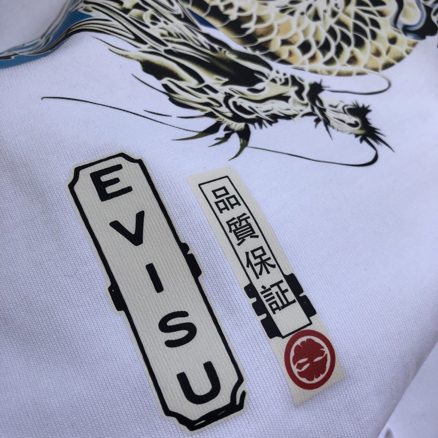 預訂 EVI SU 背印龍短袖Tee [貨號78966]