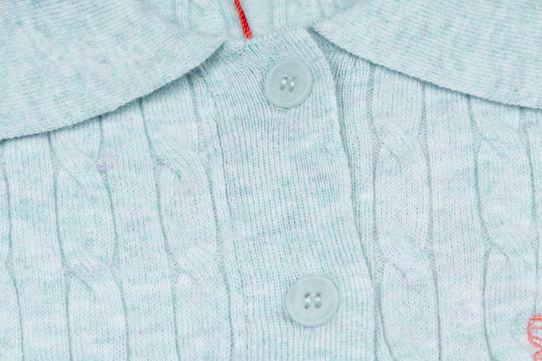 Mardi Mercredi Flower Embroidery Cable Short Sleeve Knit