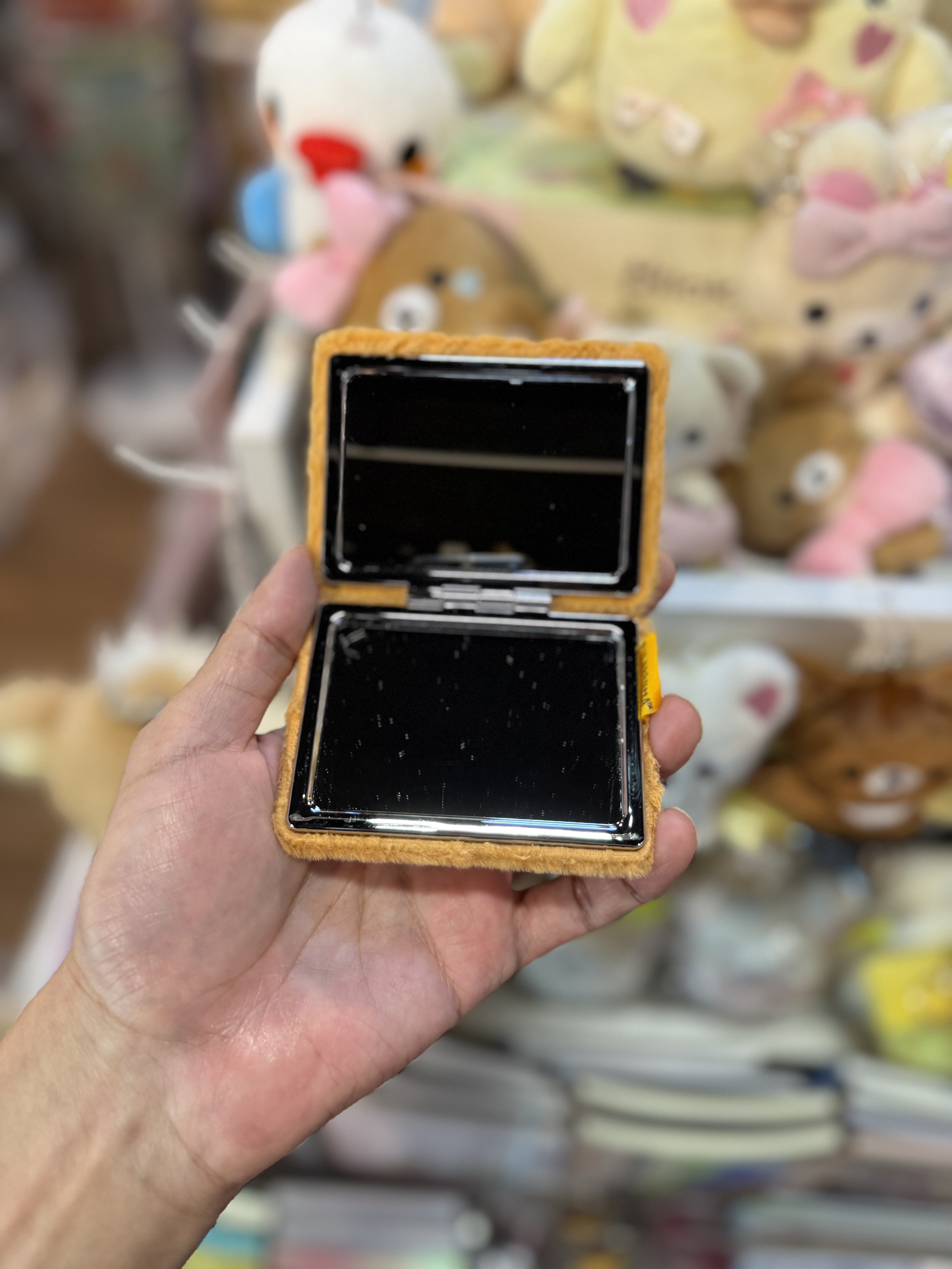 《現貨》全新Rilakkuma 毛毛方型小摺鏡