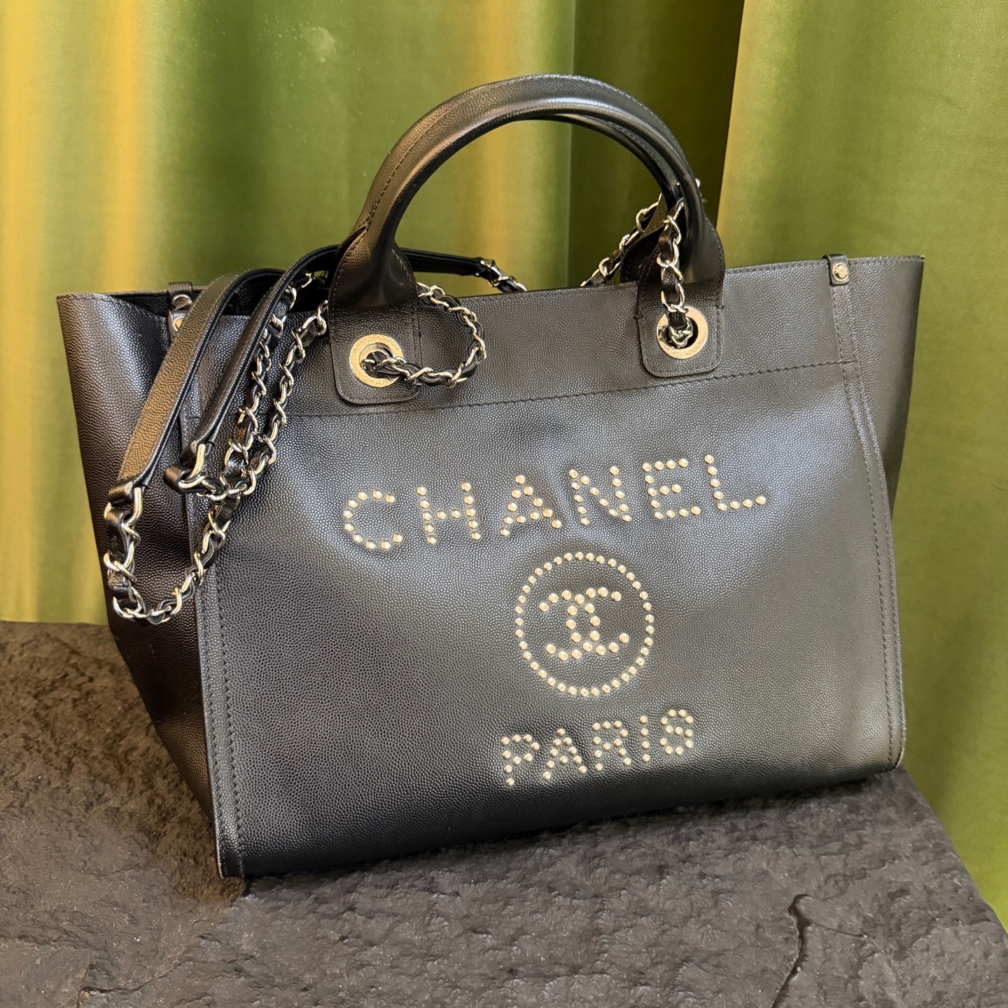 Pre-Owned CHANEL Shopping Bag 