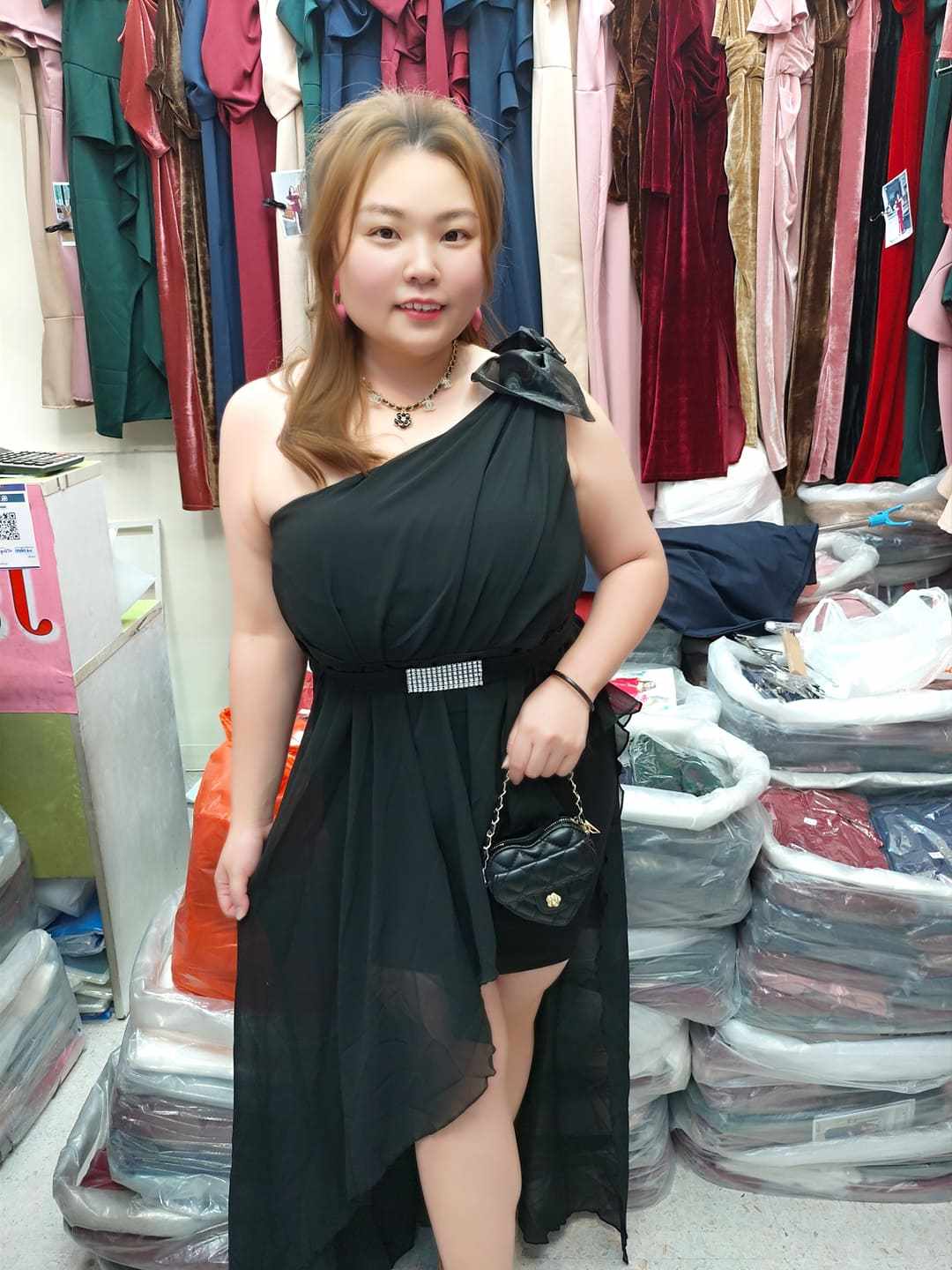 B05/BB0021 🔥特价🔥斜肩亮钻假腰带设计款礼服