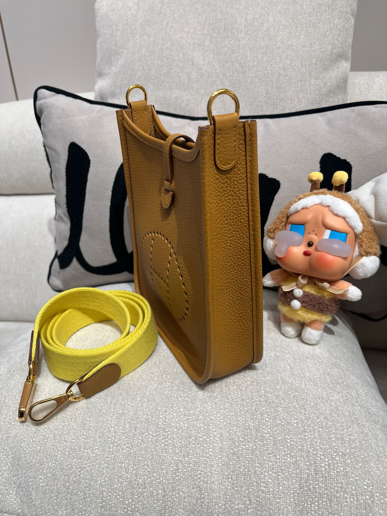 全新 Hermes mini evelyne ,芝麻金 STAMP Z 100%Authentic ,全新未使用品  ✅strap ✅dust bag✅box