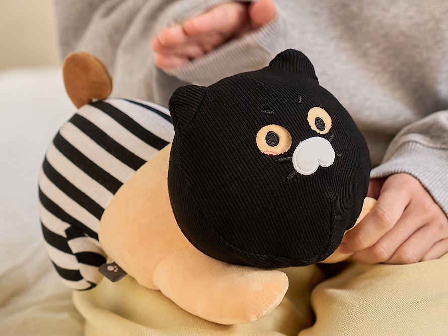 小偷春植 趴趴 公仔